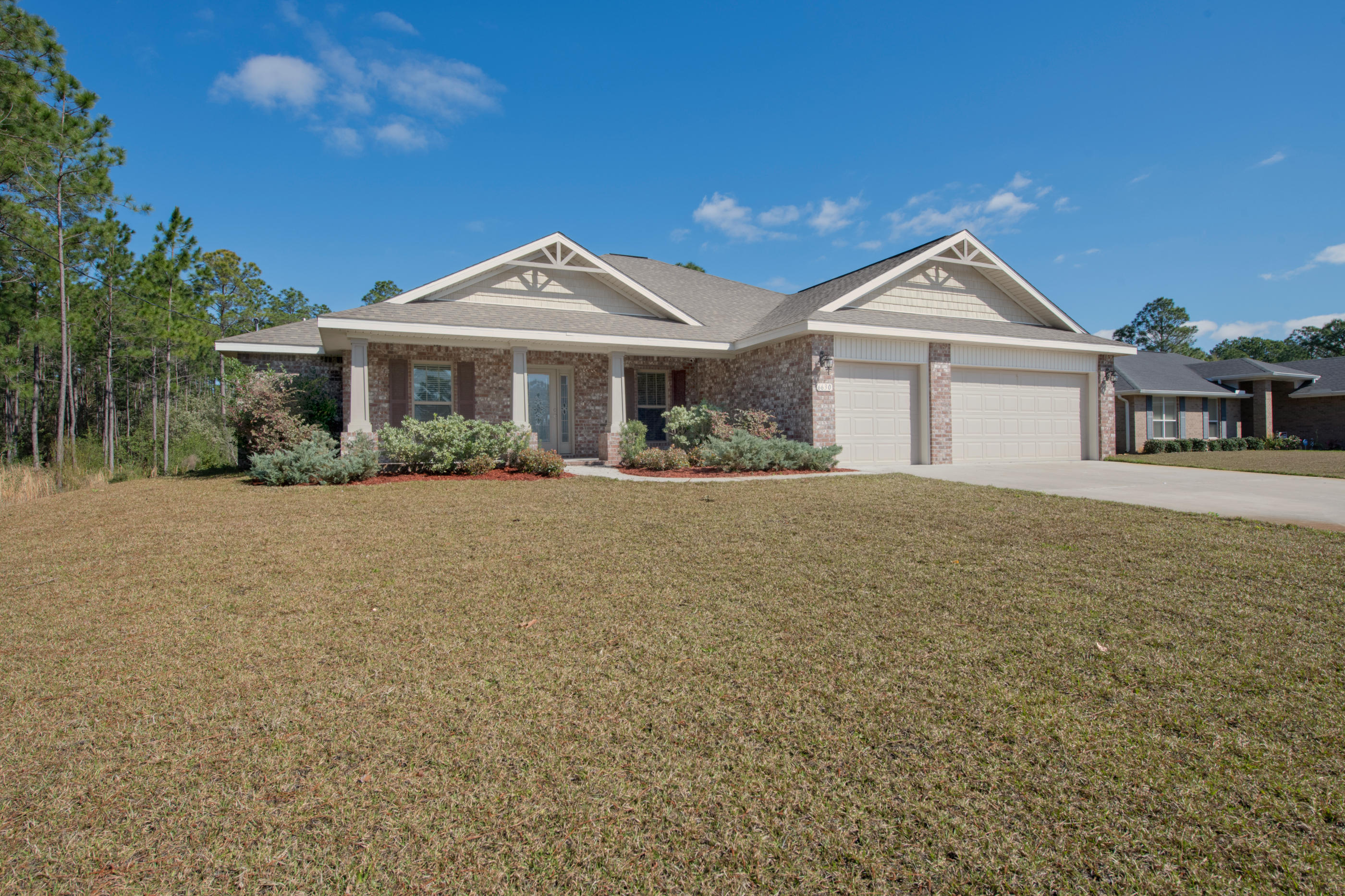 HOLLEY BY THE SEA - Residential