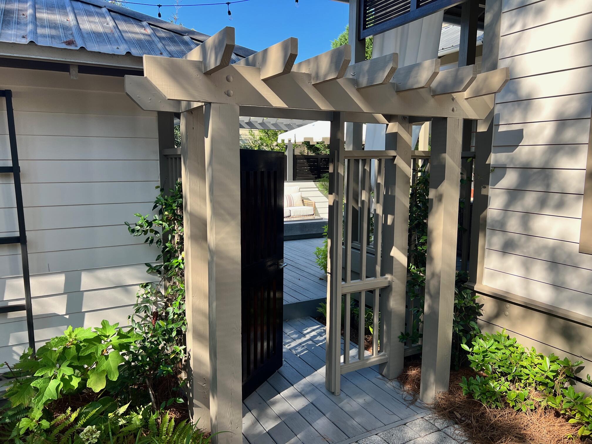 SUMMER RIDGE - Residential