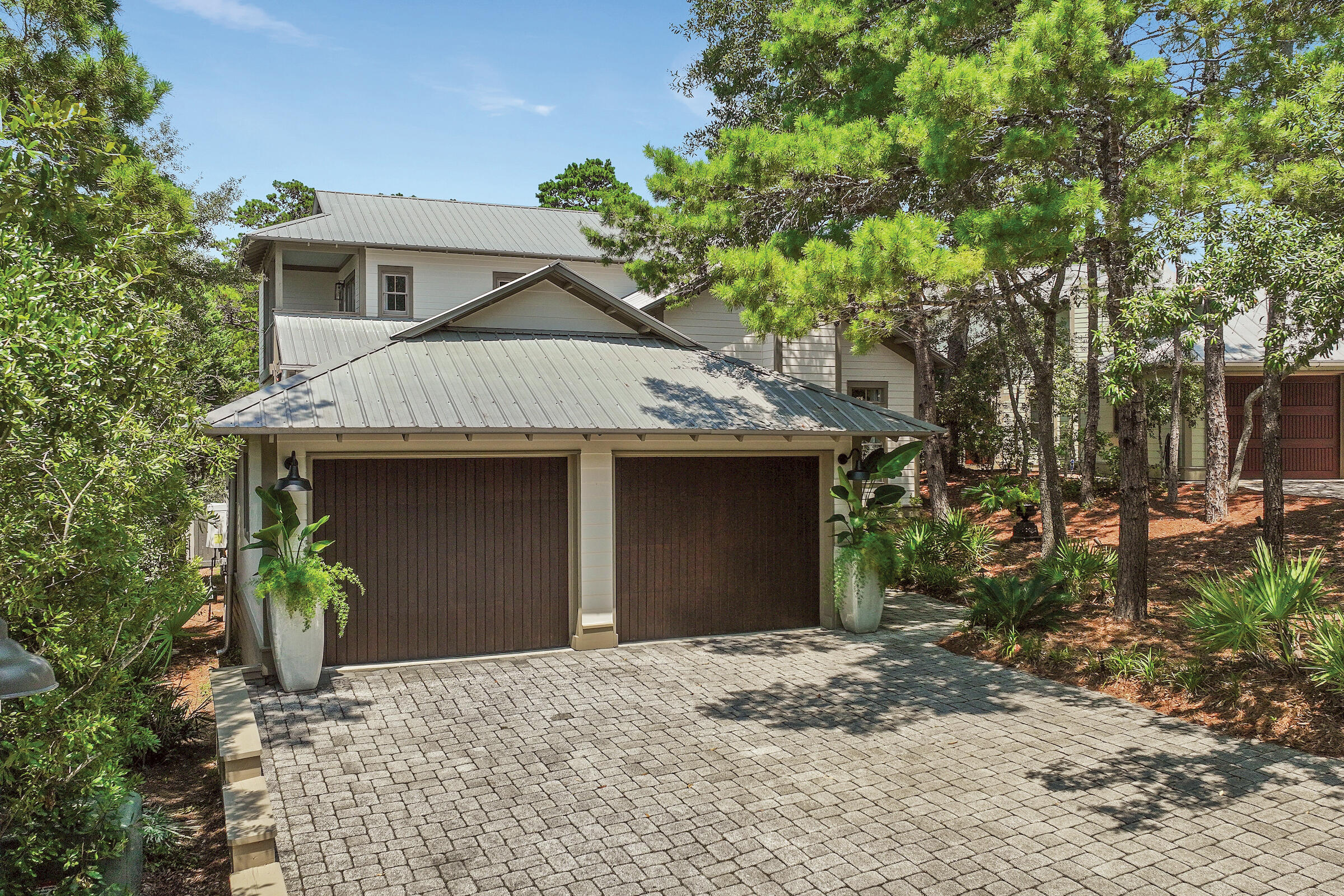 SUMMER RIDGE - Residential
