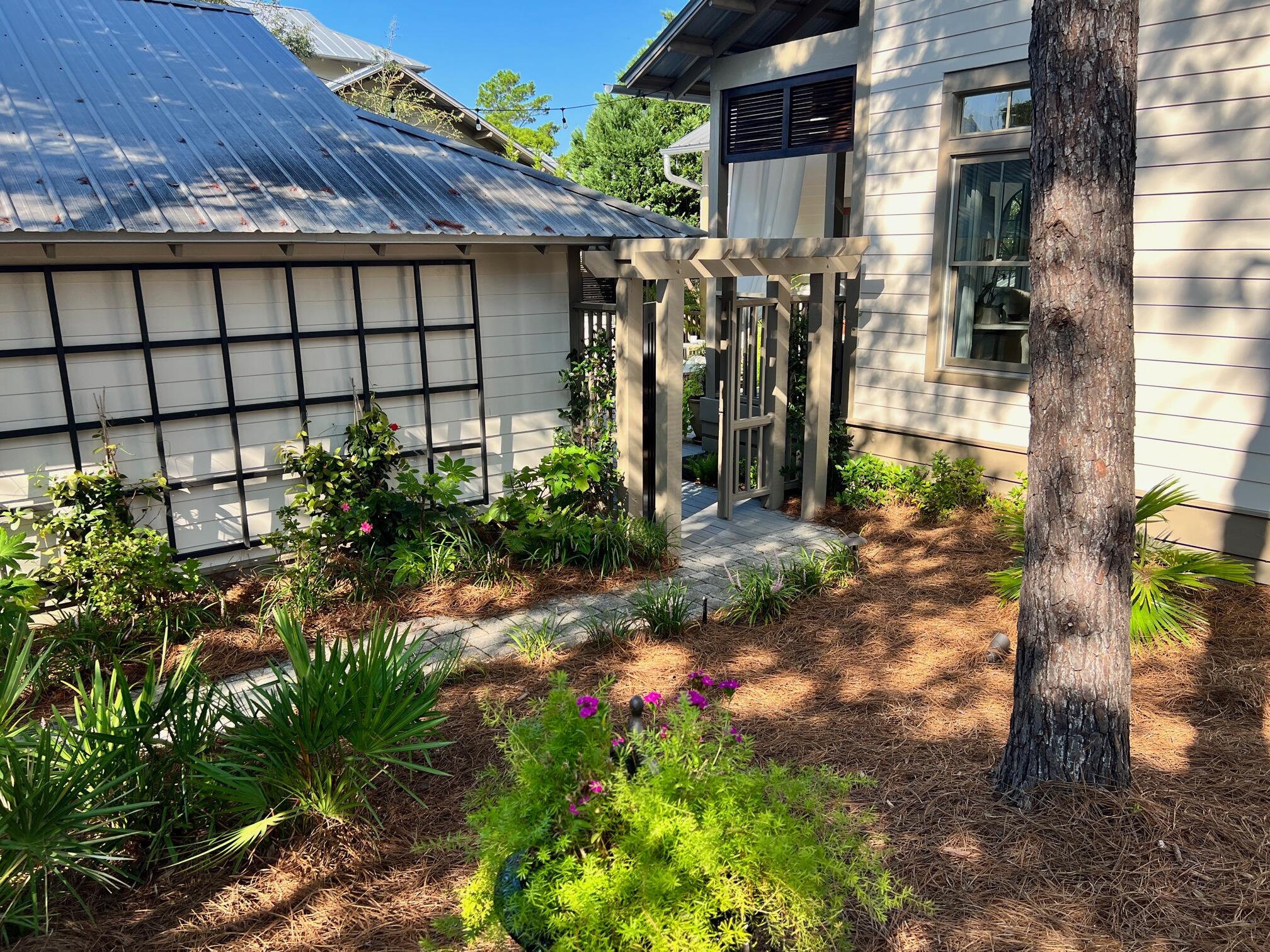 SUMMER RIDGE - Residential