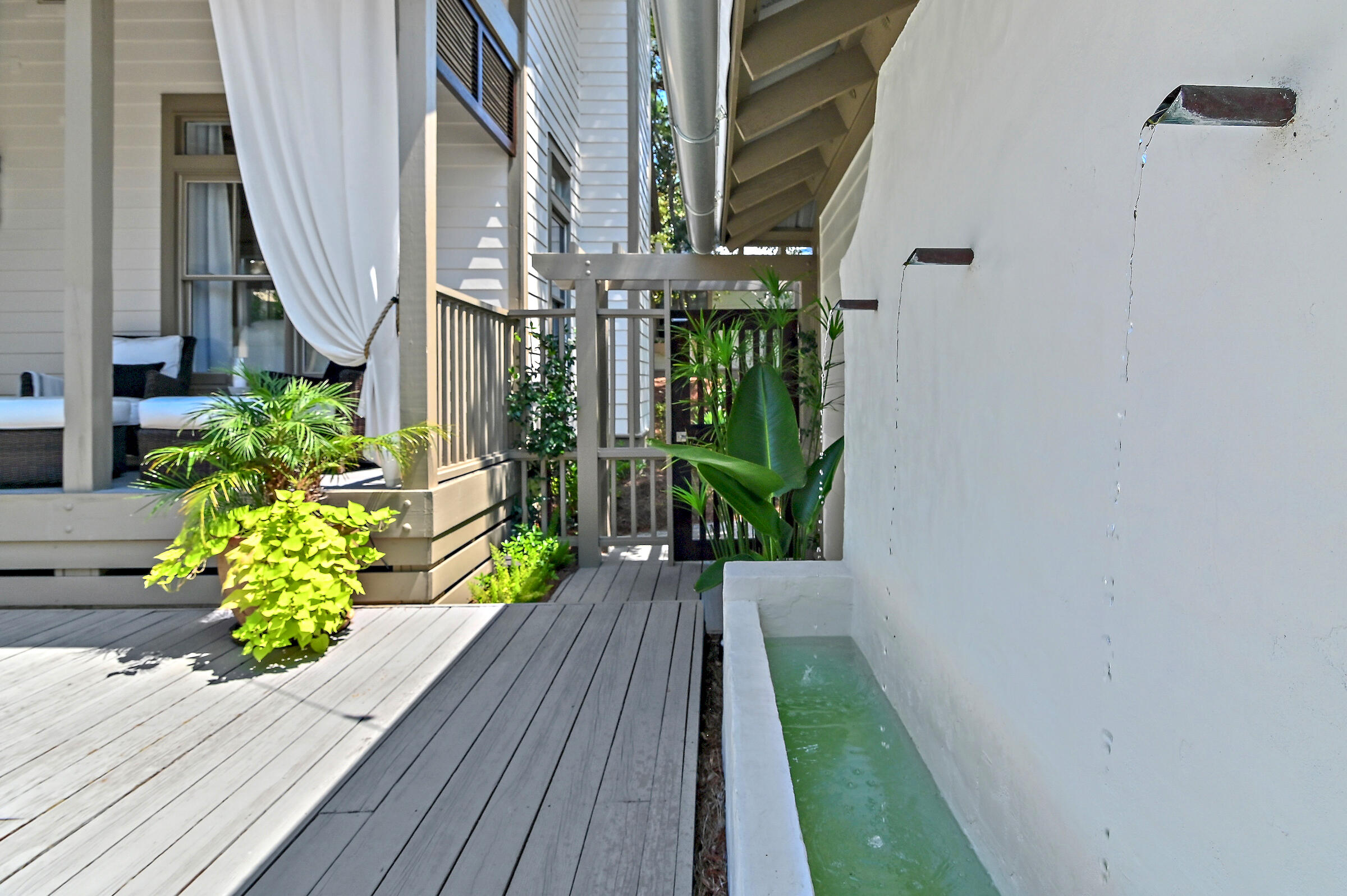 SUMMER RIDGE - Residential