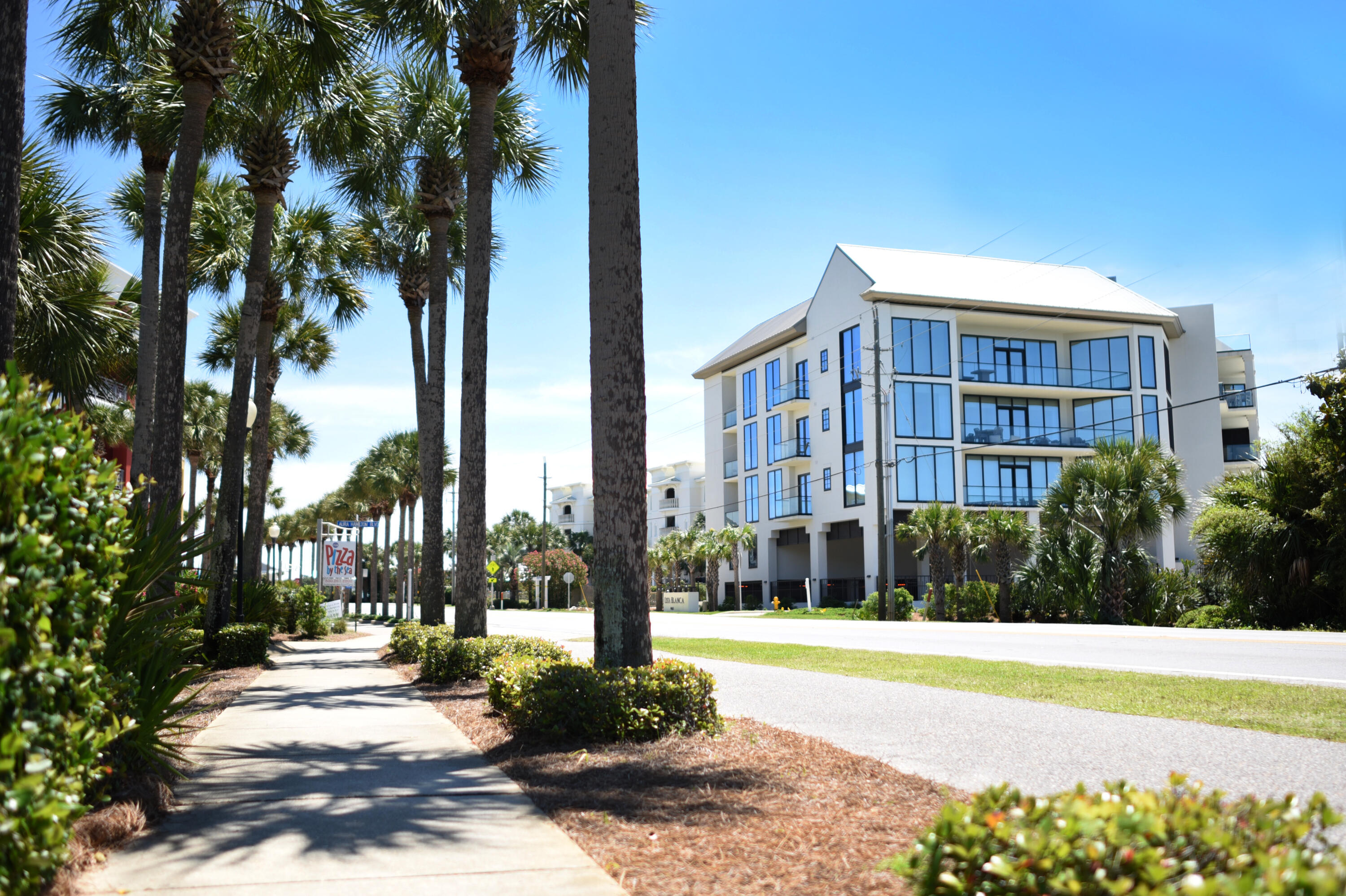 SUMMER RIDGE - Residential