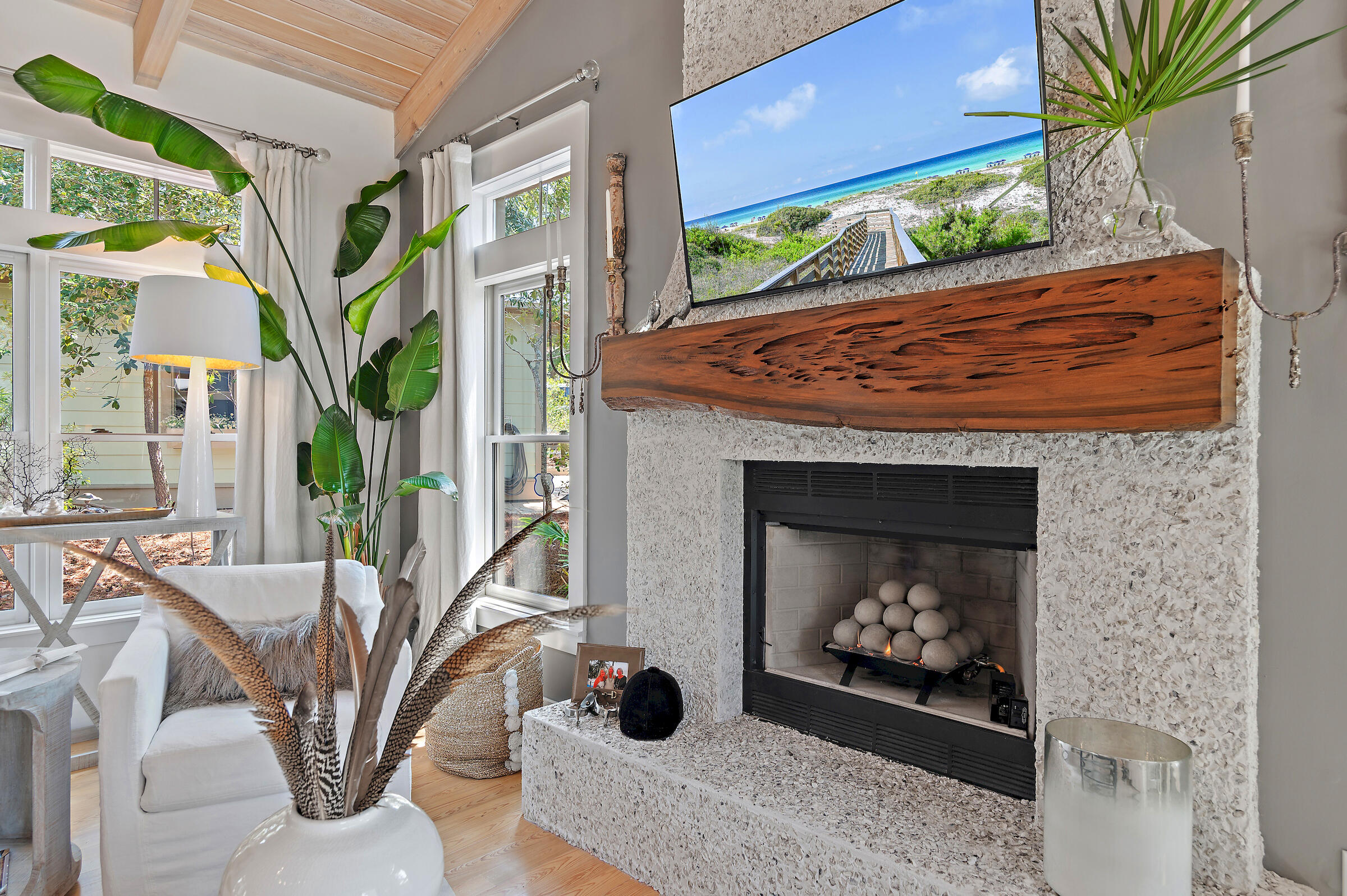 SUMMER RIDGE - Residential