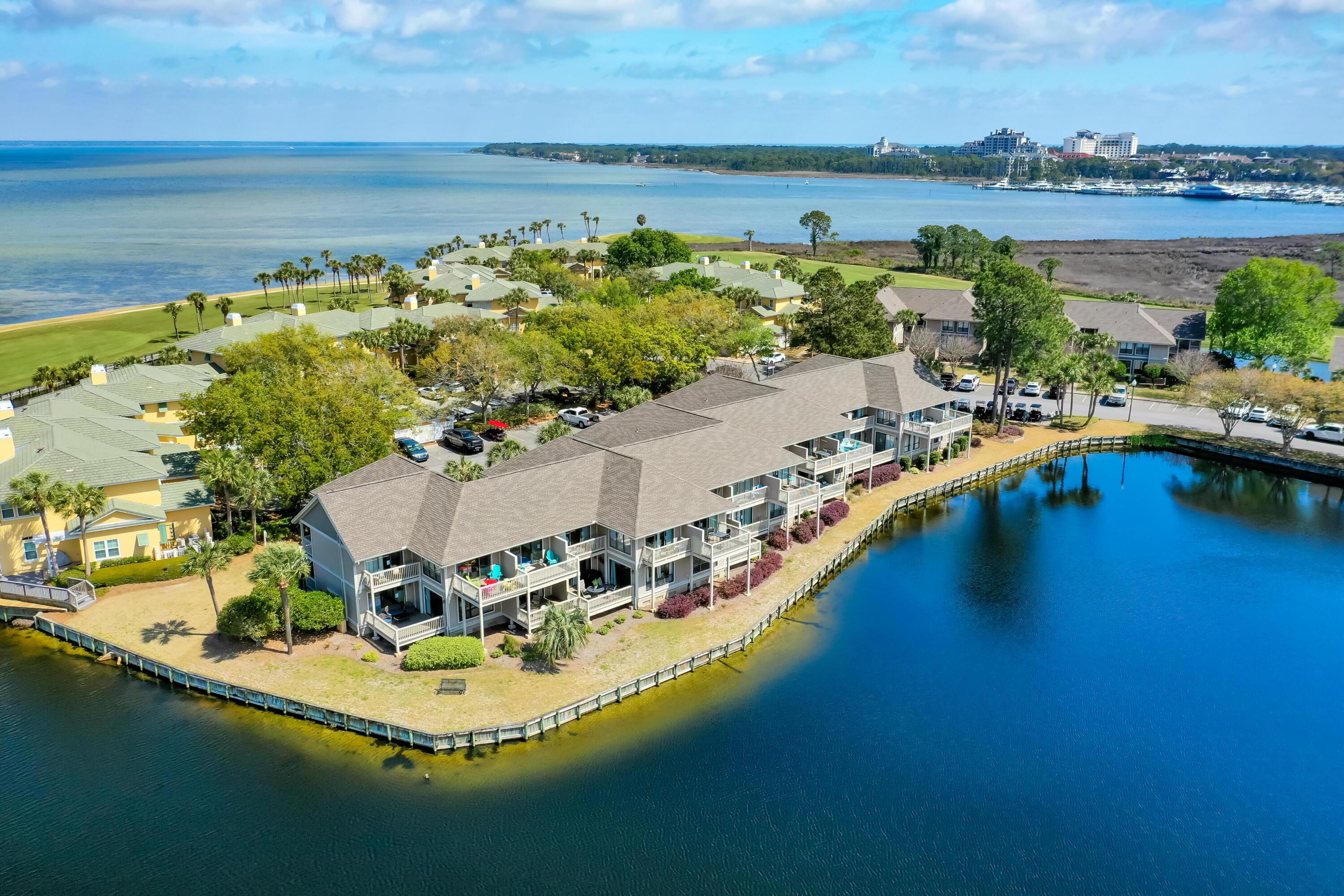 Harbour Point - Residential