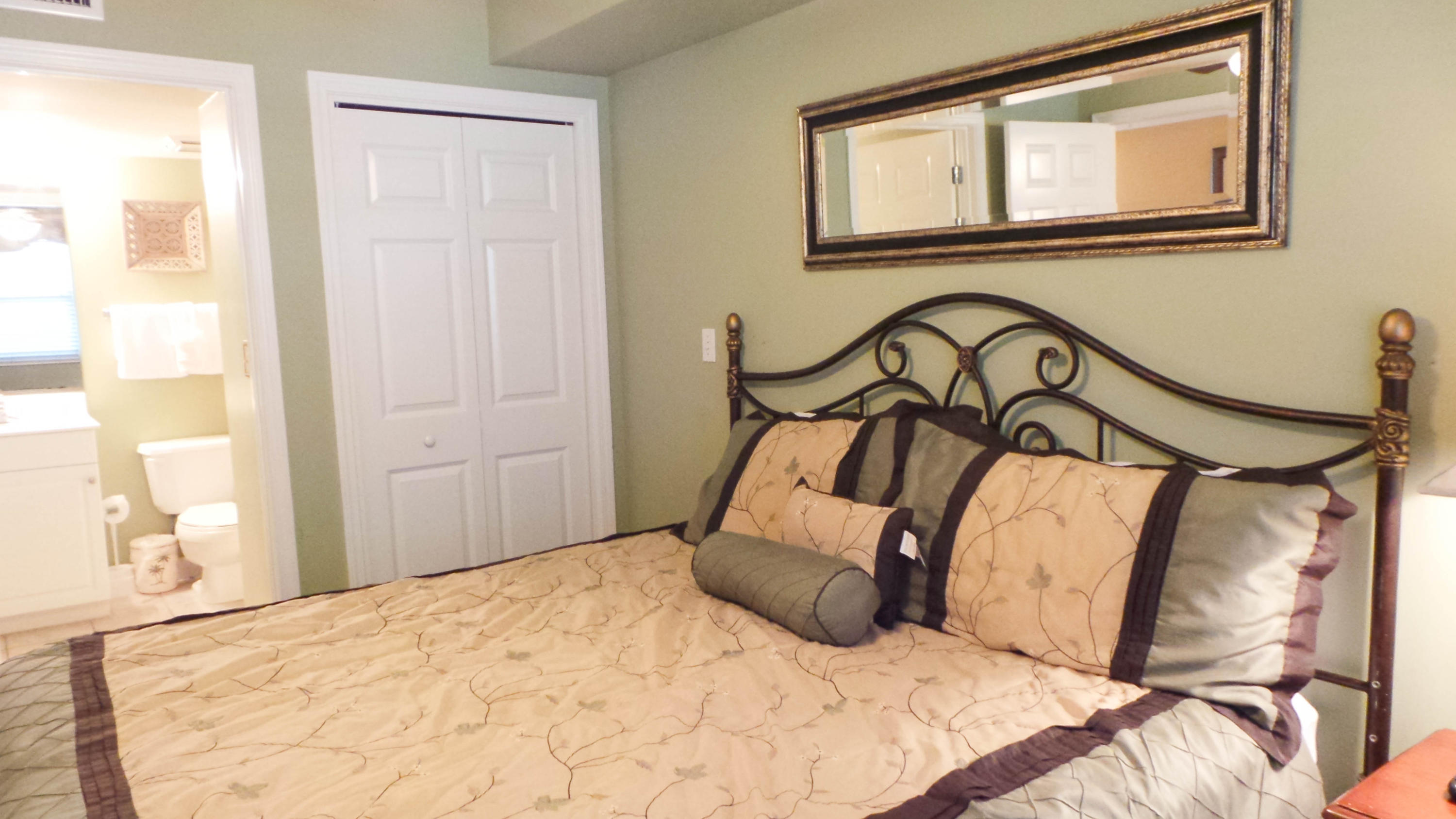 PELICAN ISLE - Residential