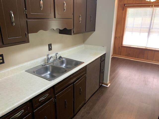 PINE MEADOWS - Residential Lease