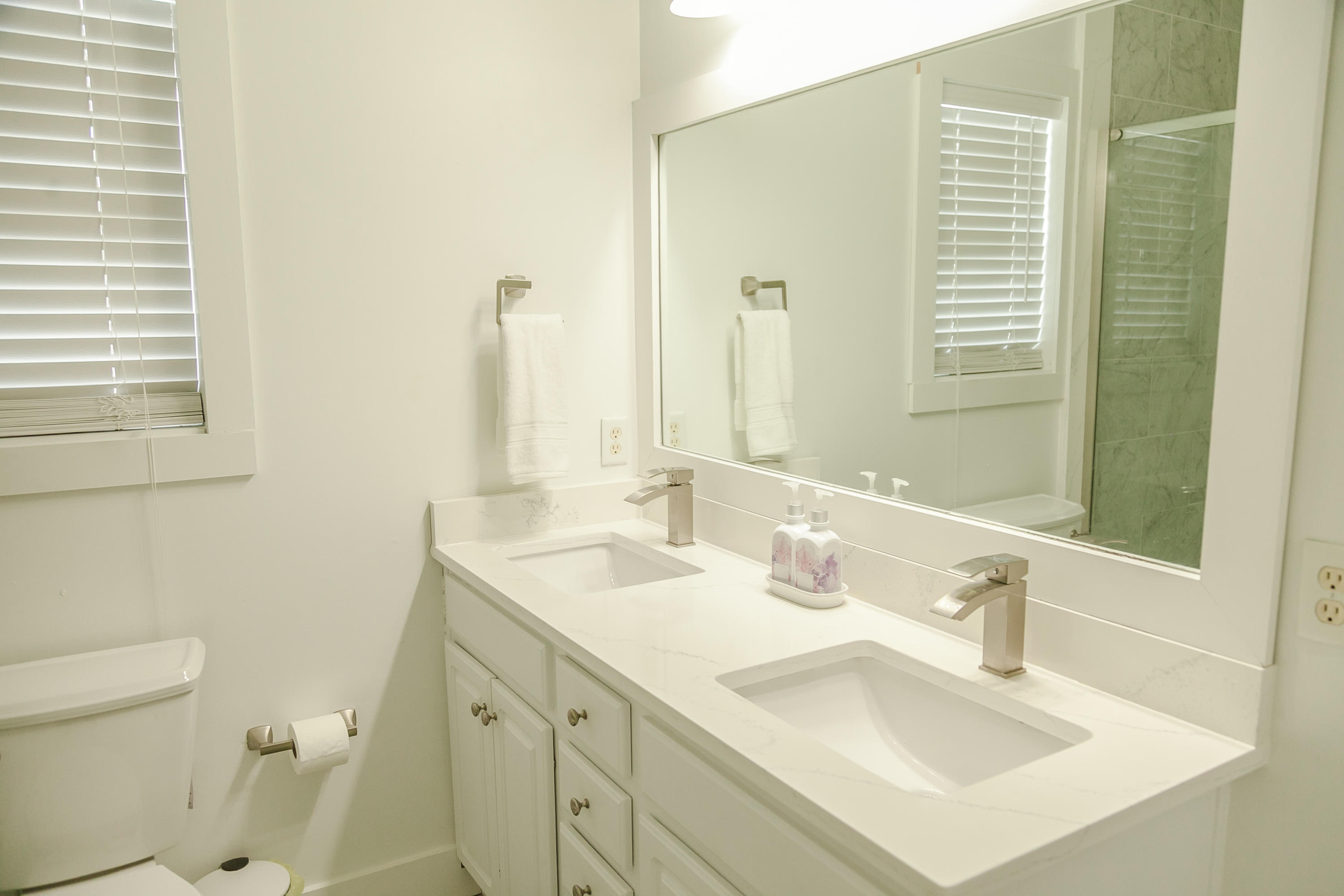 BRANDON OAKS 2ND ADD - Residential