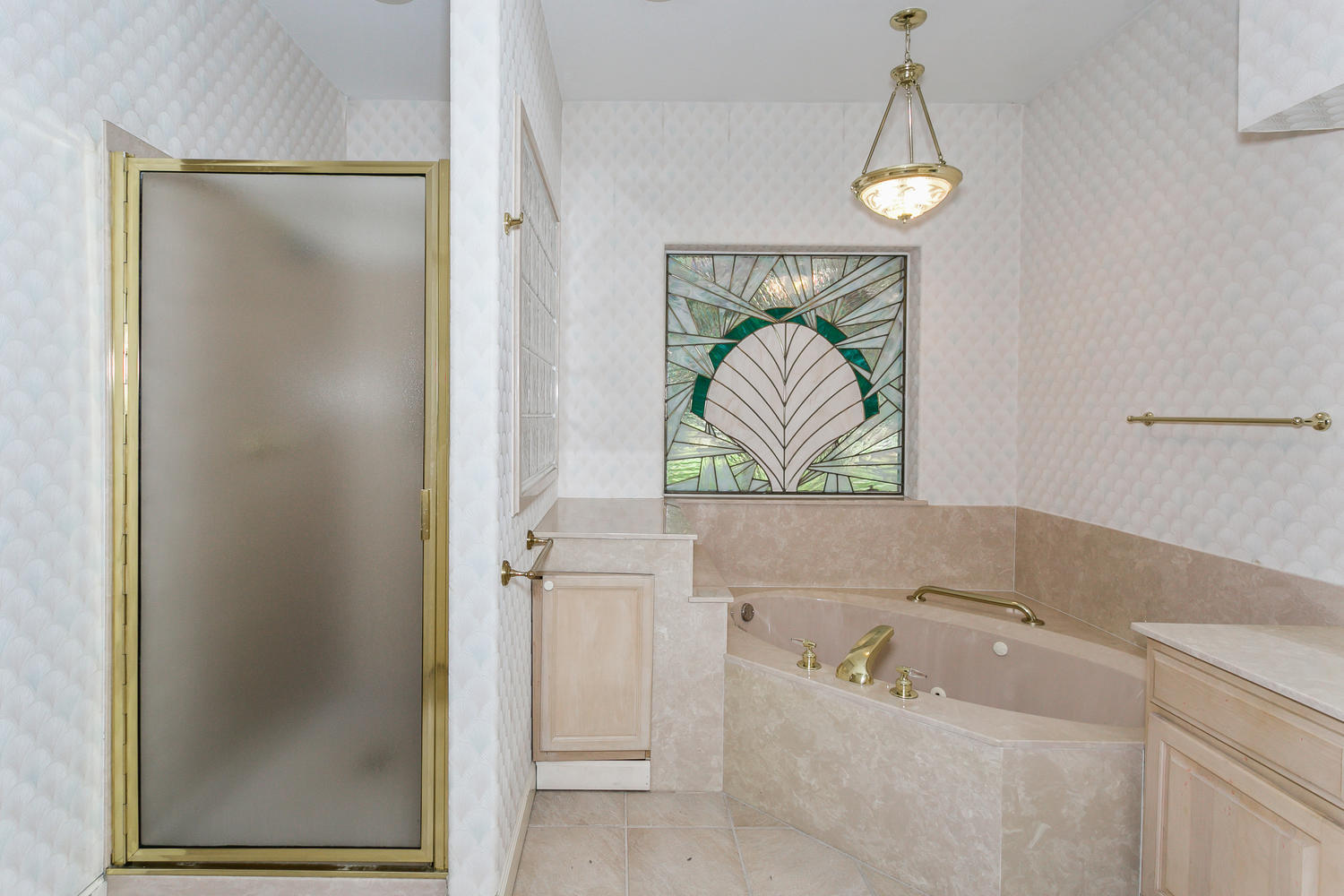 BAY CLIFFS - Residential