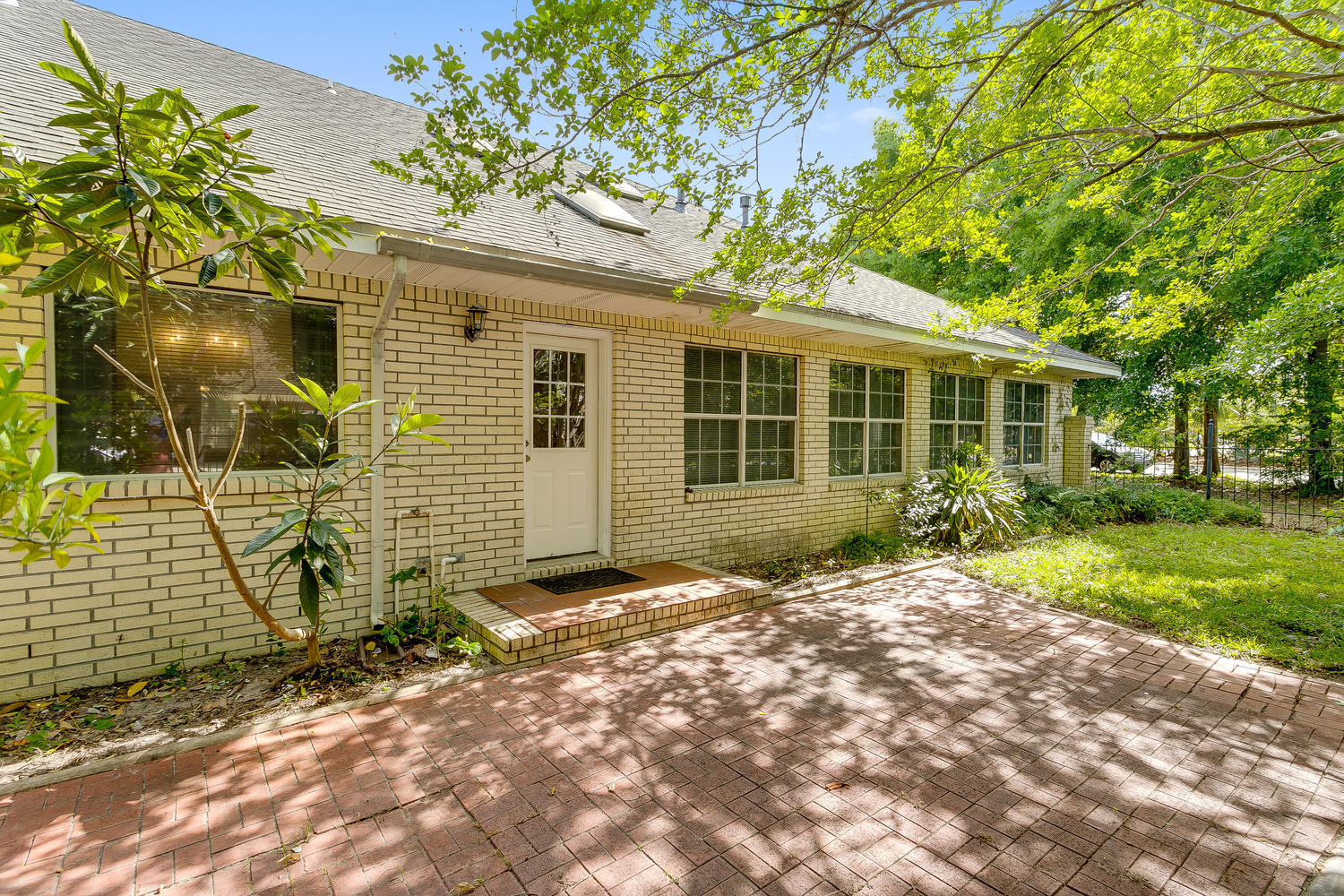 BAY CLIFFS - Residential
