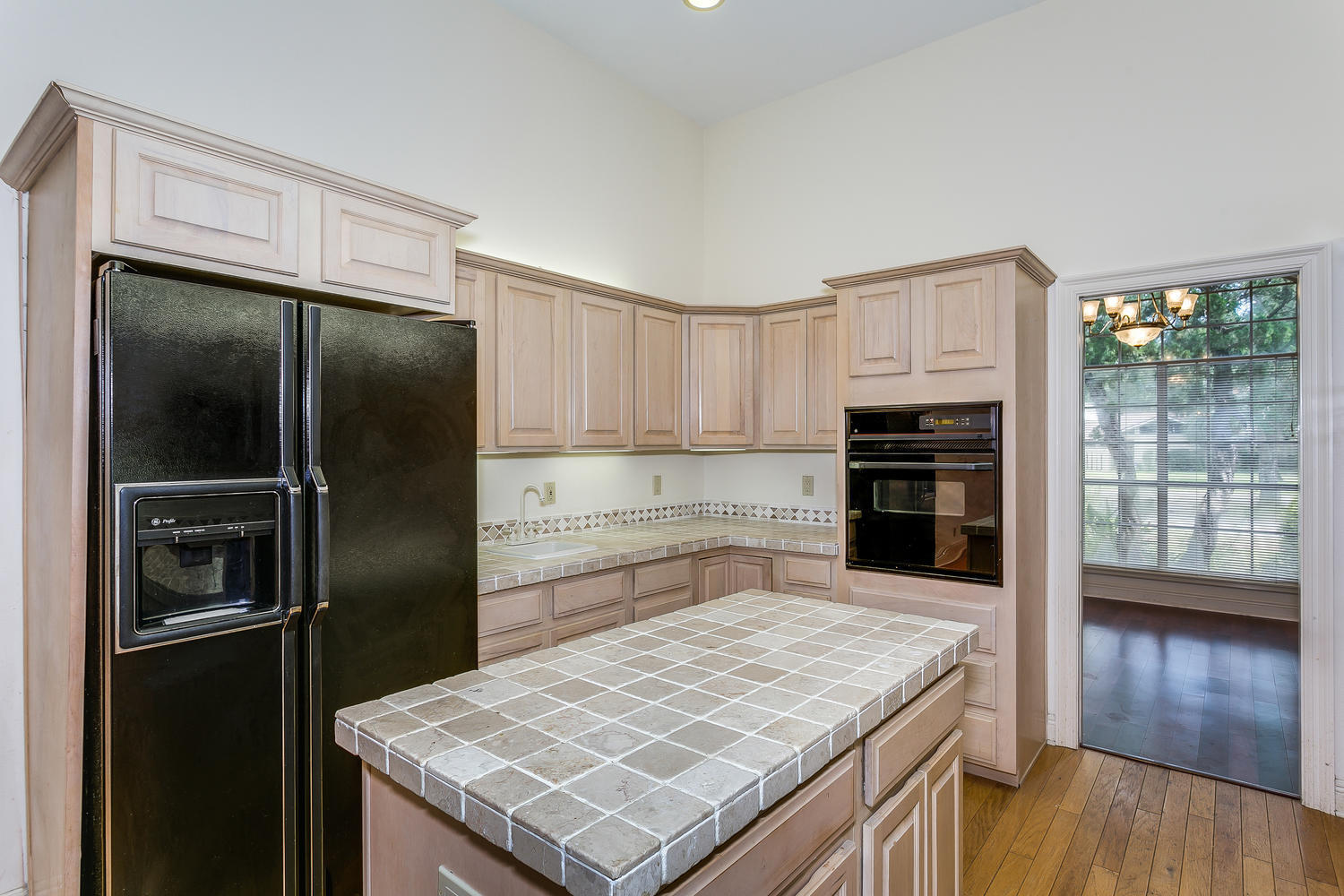 BAY CLIFFS - Residential