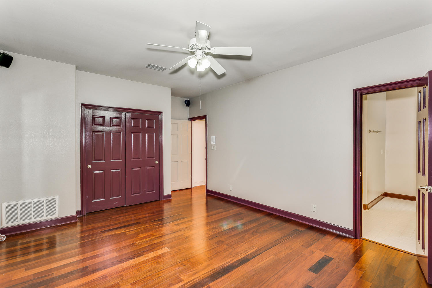 BAY CLIFFS - Residential