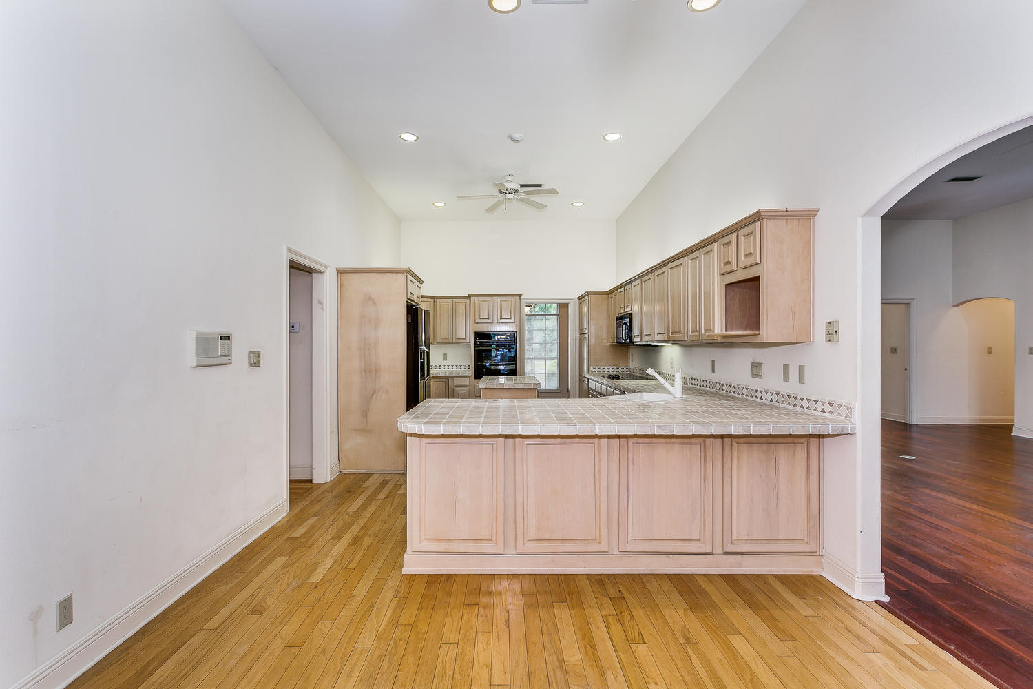 BAY CLIFFS - Residential