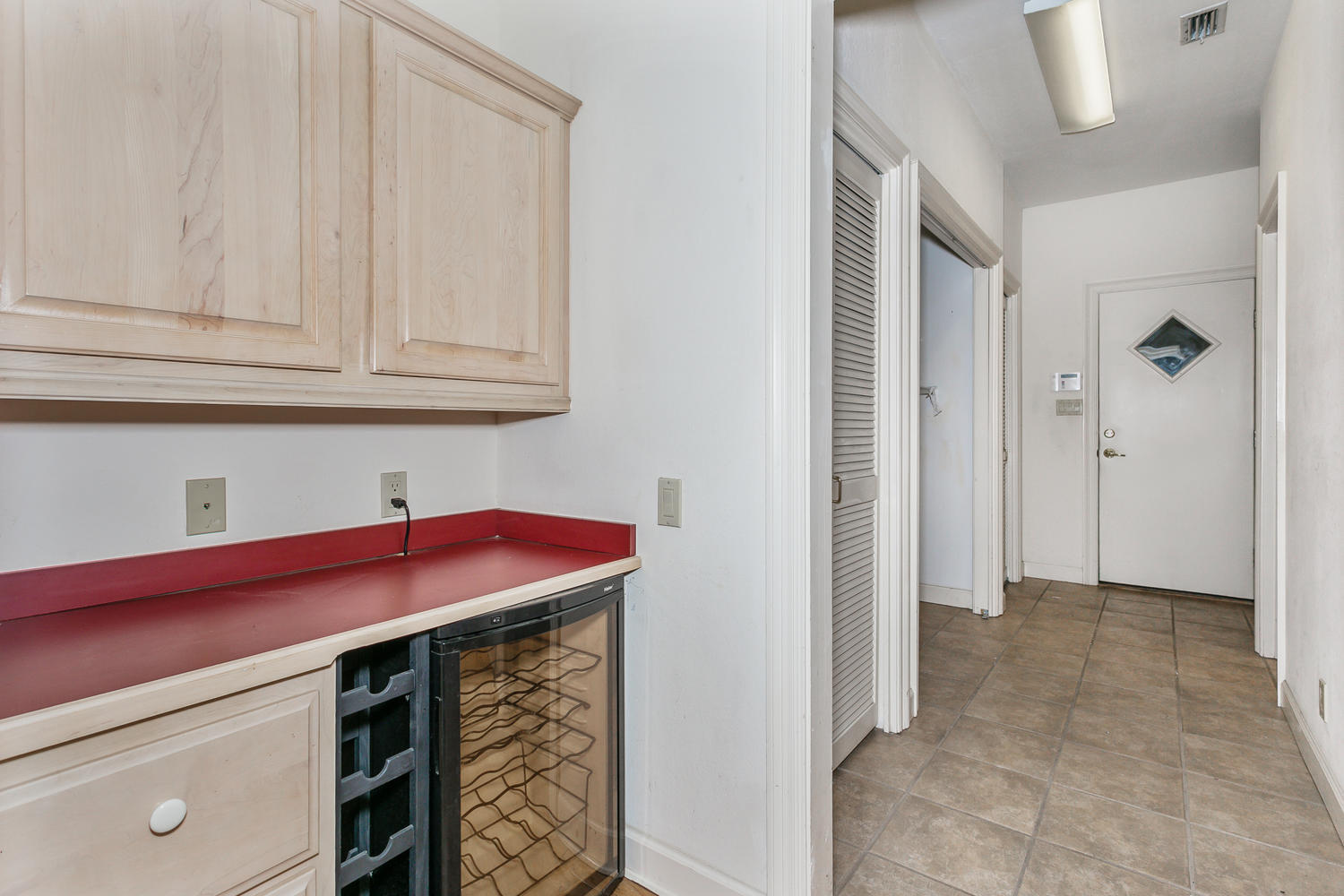 BAY CLIFFS - Residential