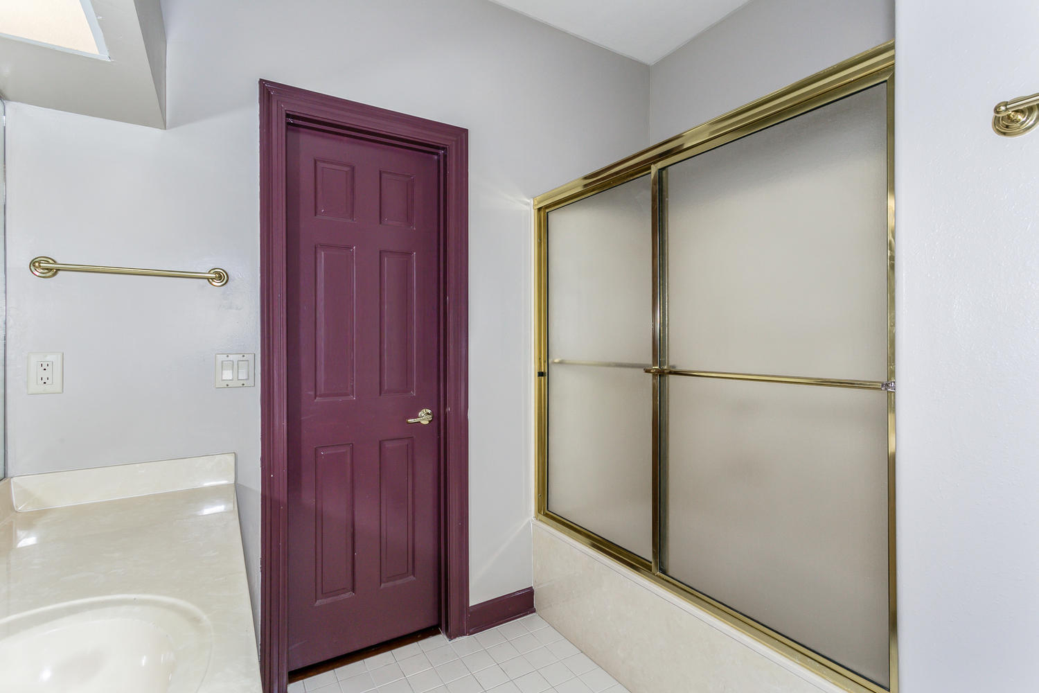 BAY CLIFFS - Residential