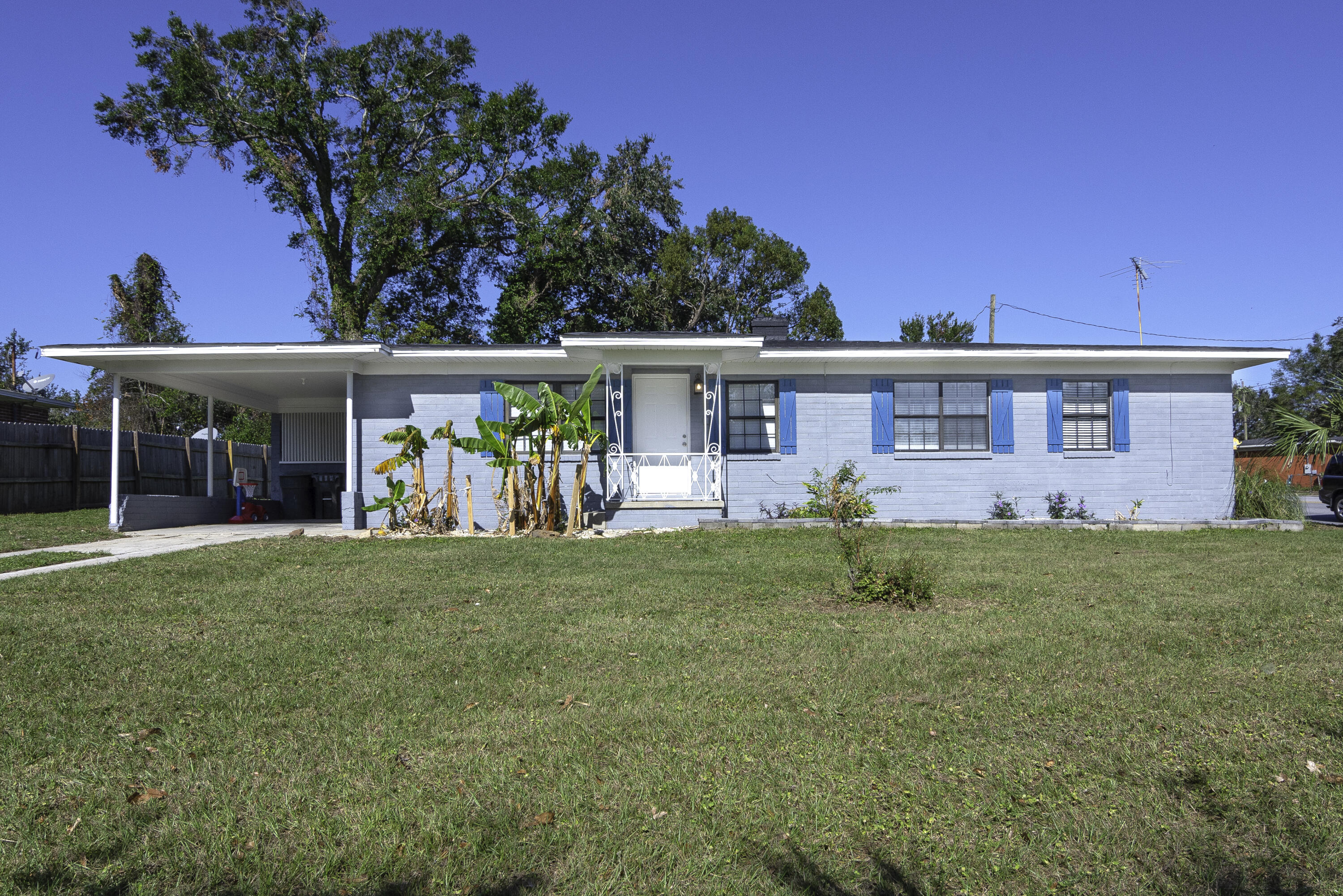 NONESUCH WAY - Residential