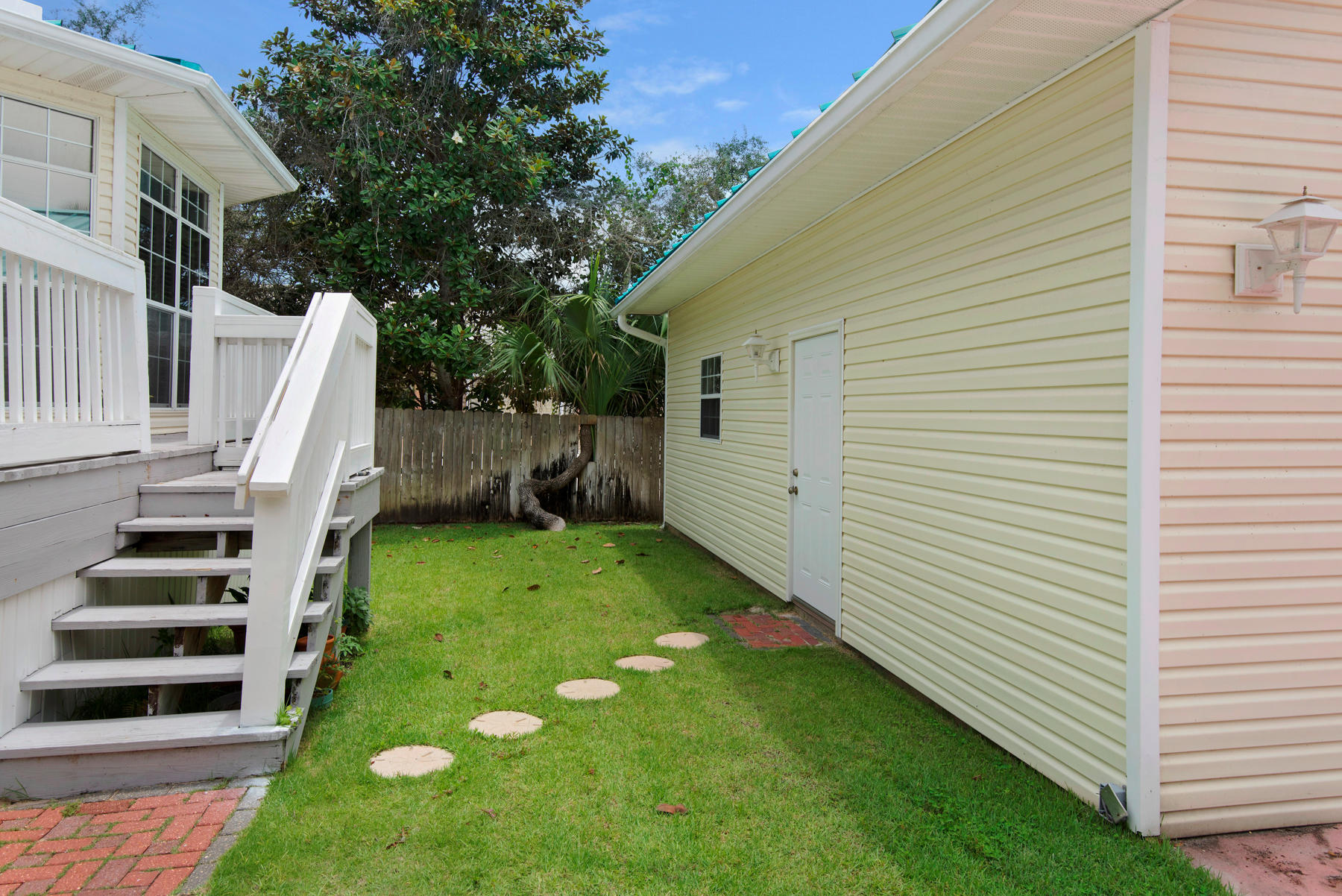 KOKOMO KOVE - Residential