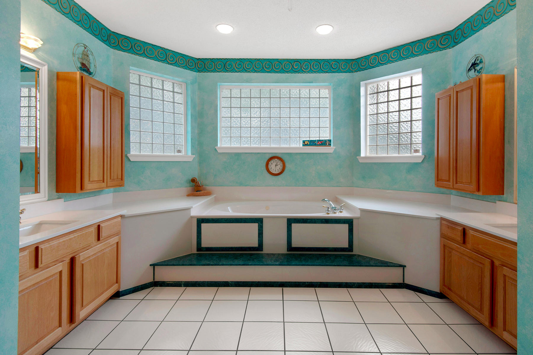 KOKOMO KOVE - Residential