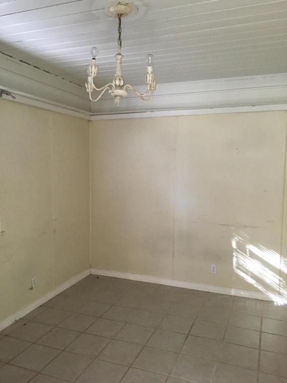 COM NW COR OF SE1/4 OF NE1/4 OF NE1/4 S70 FT TO POB S75 FT E145 FT N75 FT W143 FT TO POB AS OR - Residential Lease