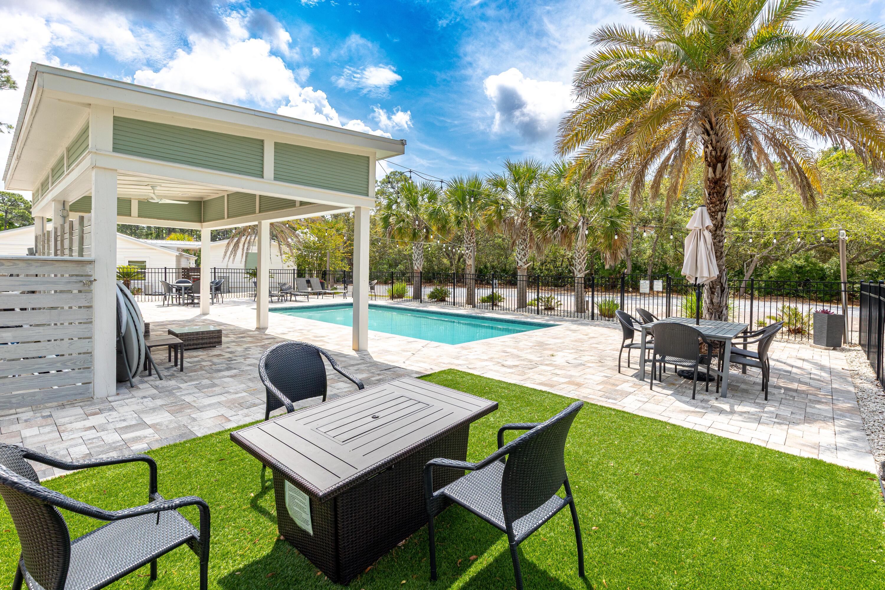 MACK BAYOU ESTATES - Residential