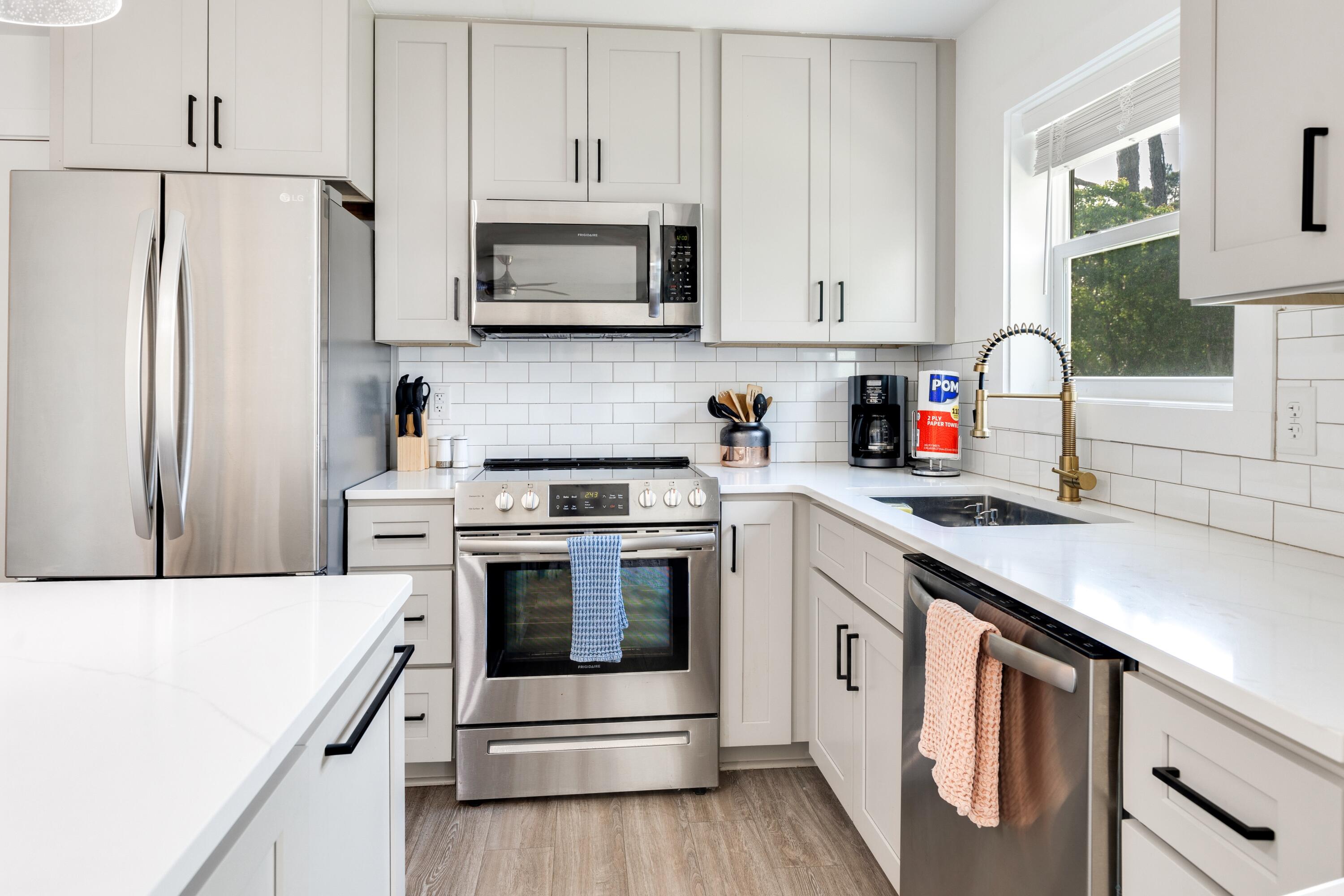 MACK BAYOU ESTATES - Residential