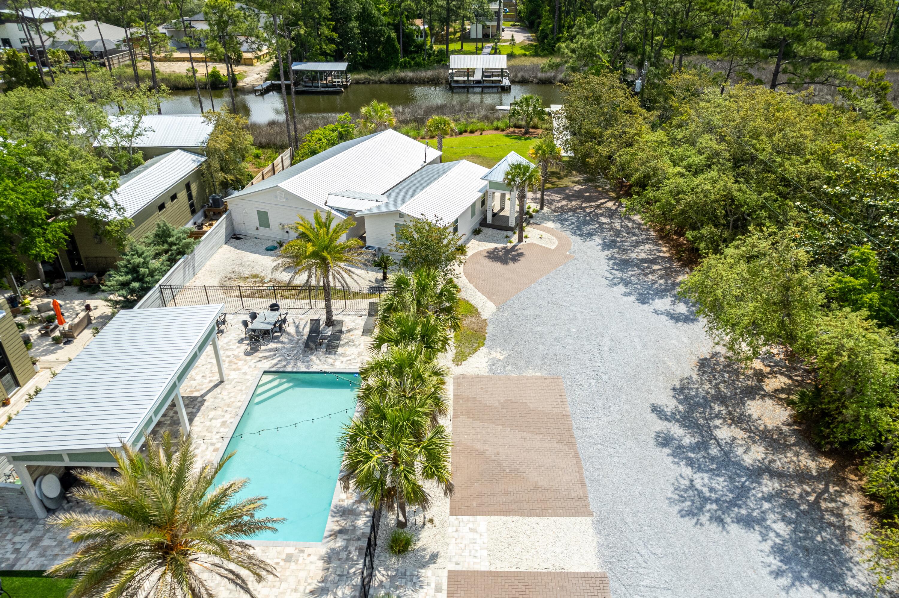 MACK BAYOU ESTATES - Residential