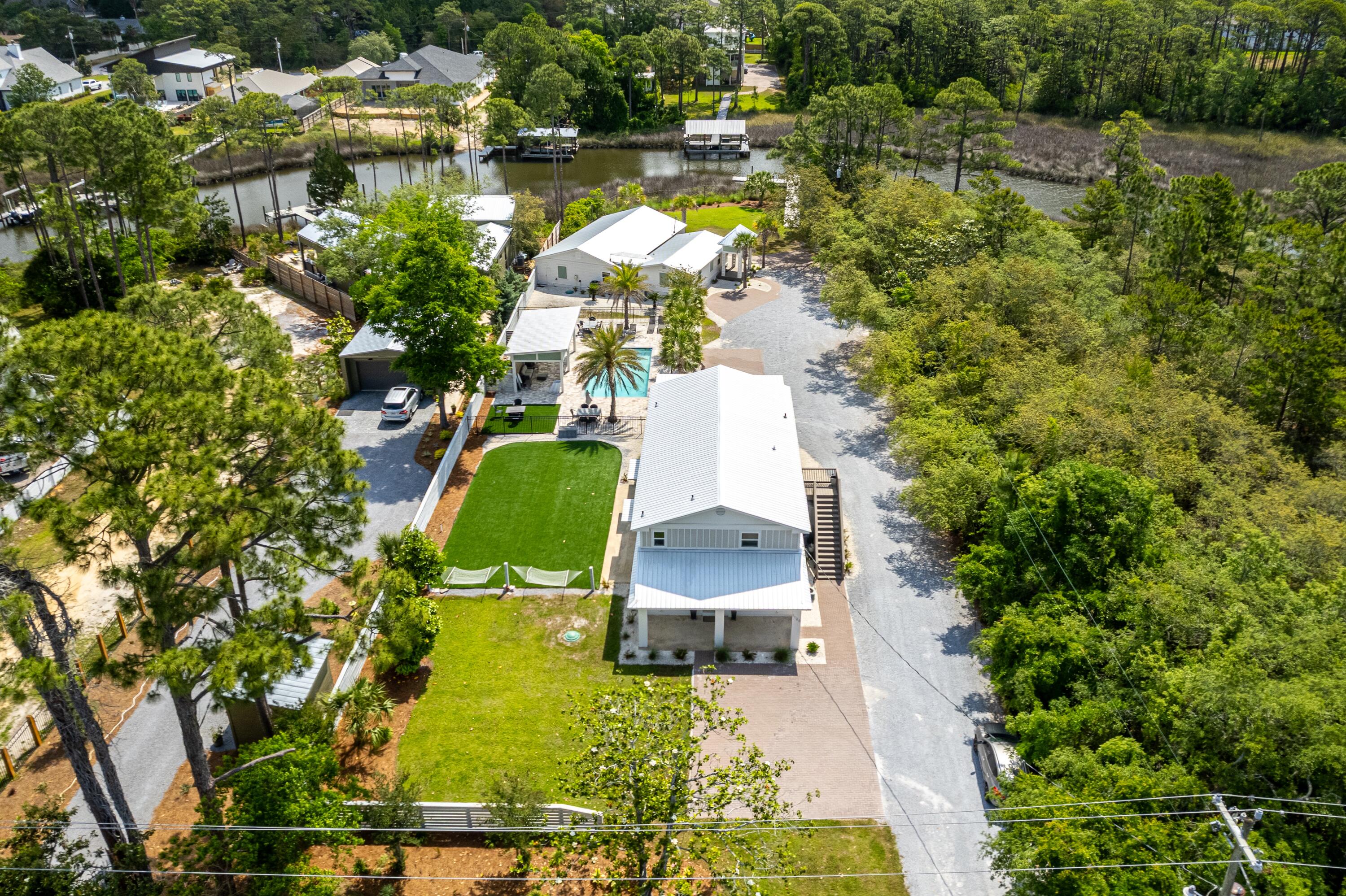 MACK BAYOU ESTATES - Residential