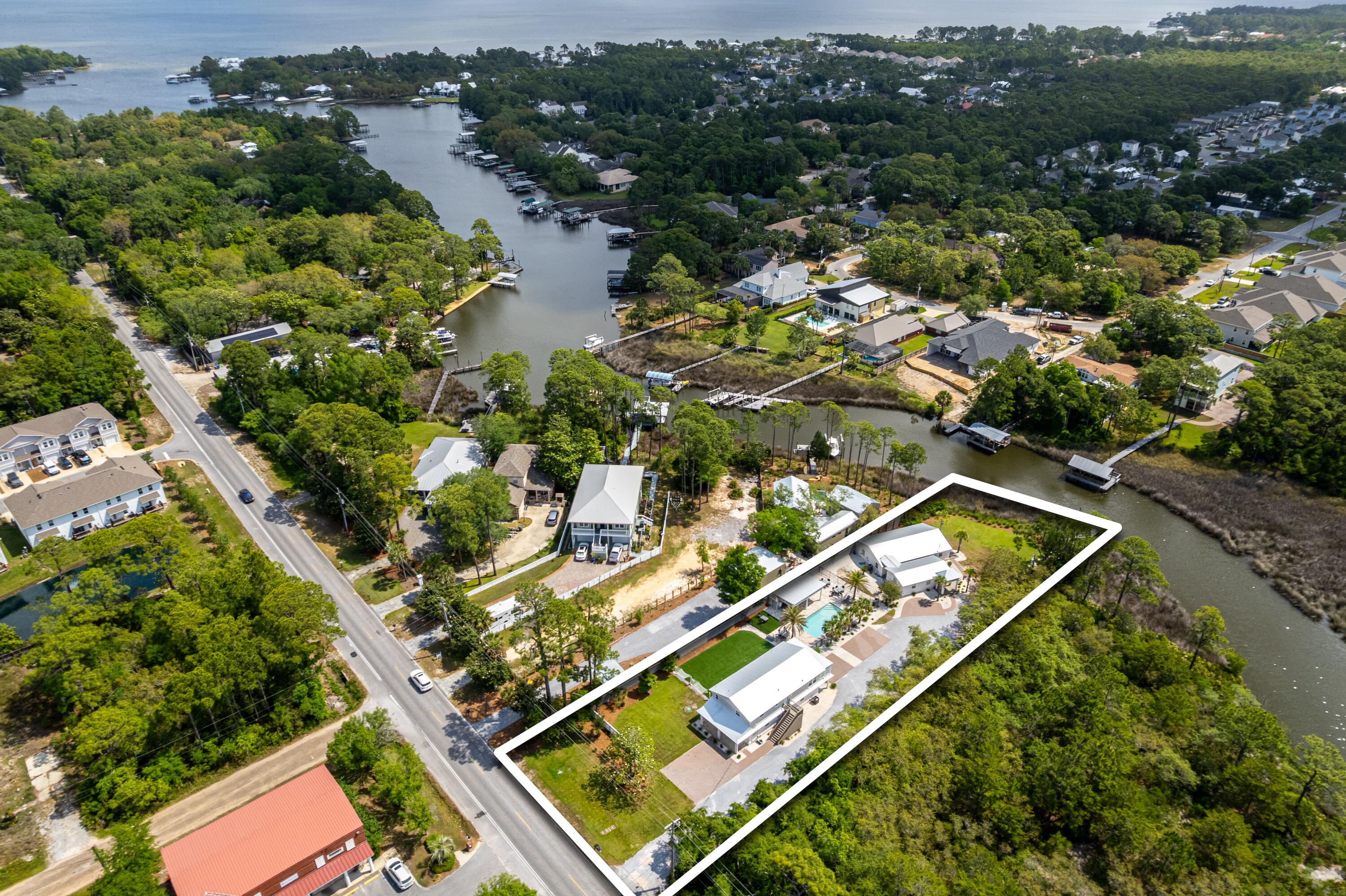 MACK BAYOU ESTATES - Residential