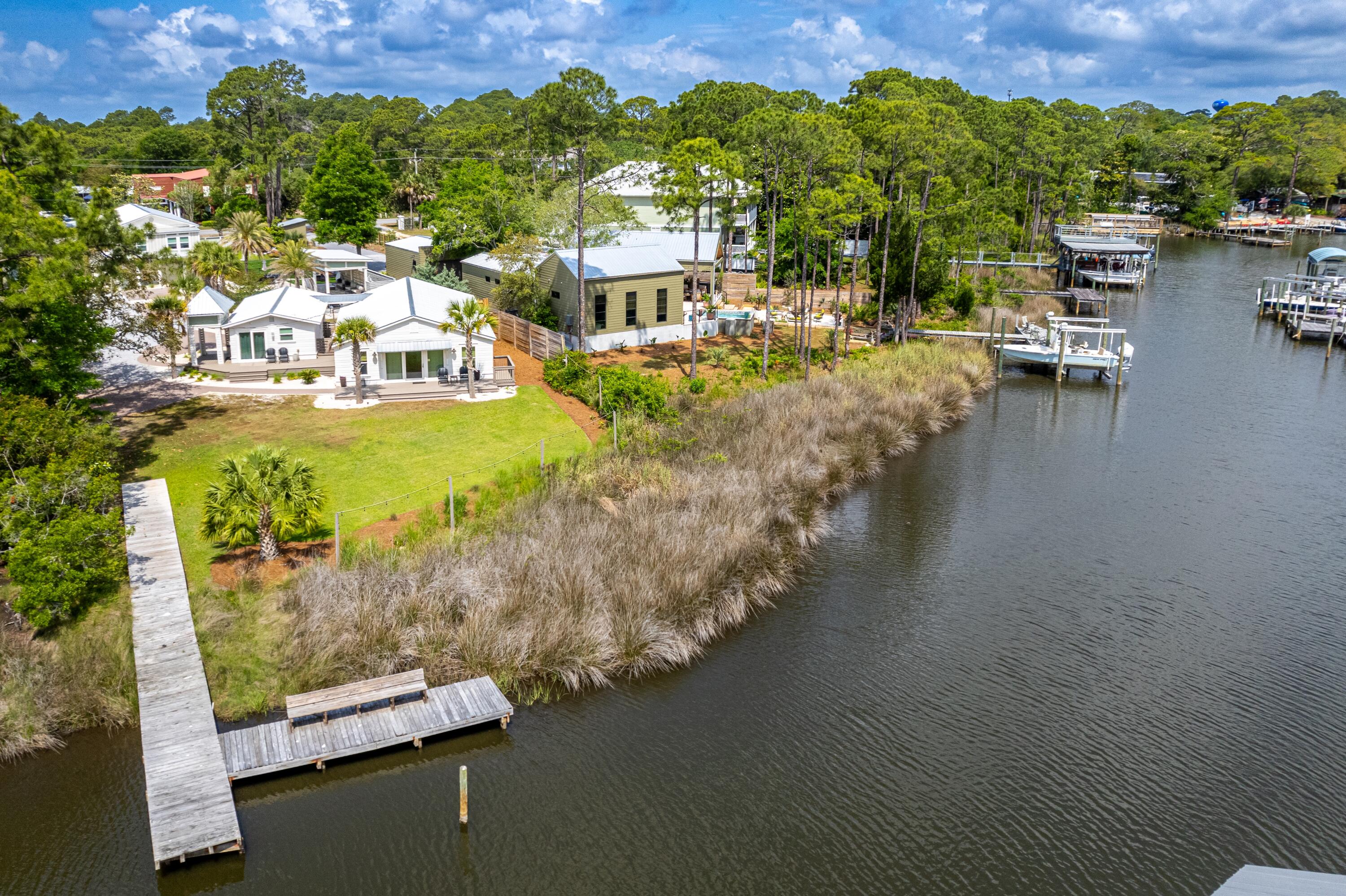 MACK BAYOU ESTATES - Residential