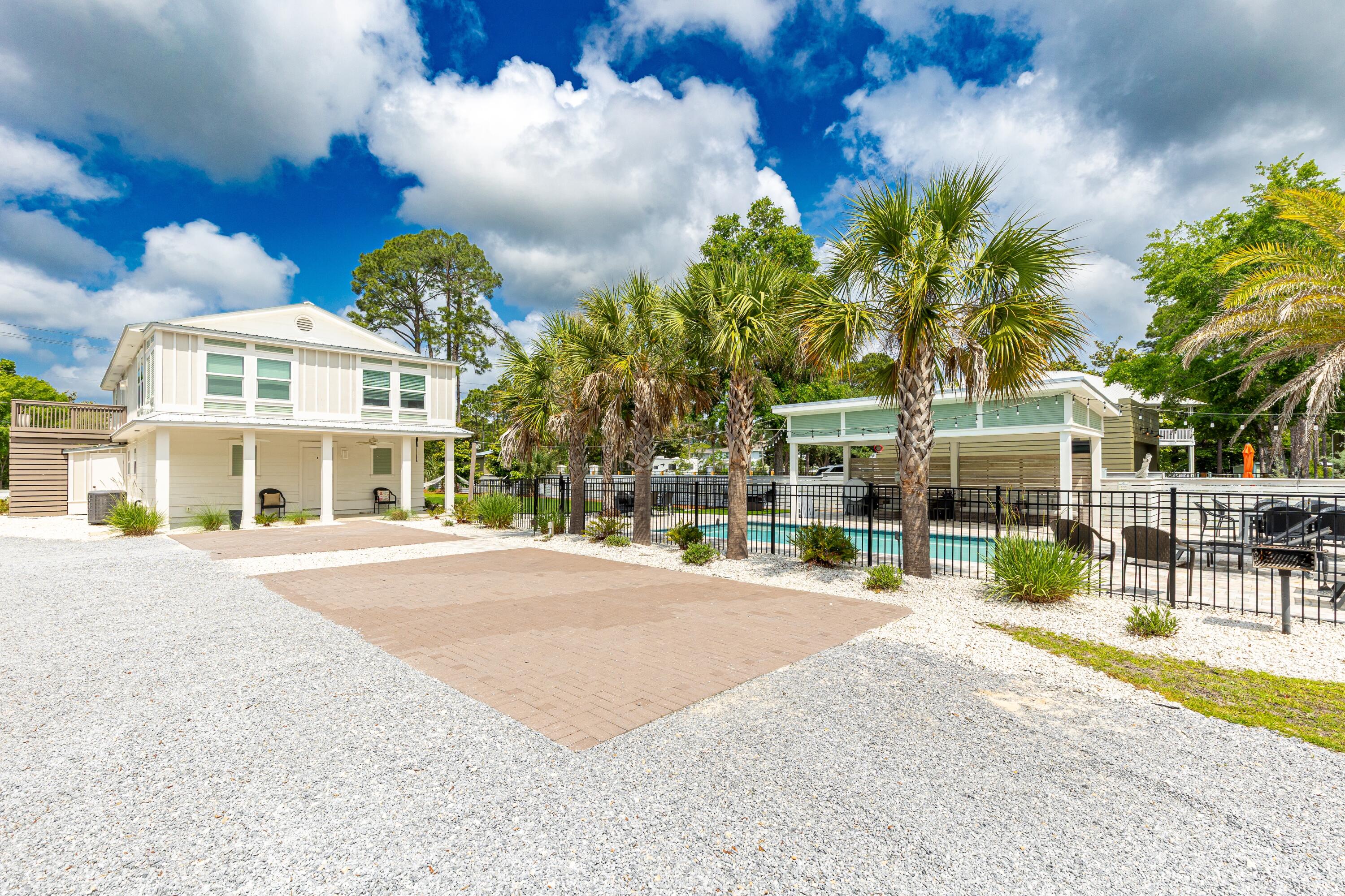 MACK BAYOU ESTATES - Residential