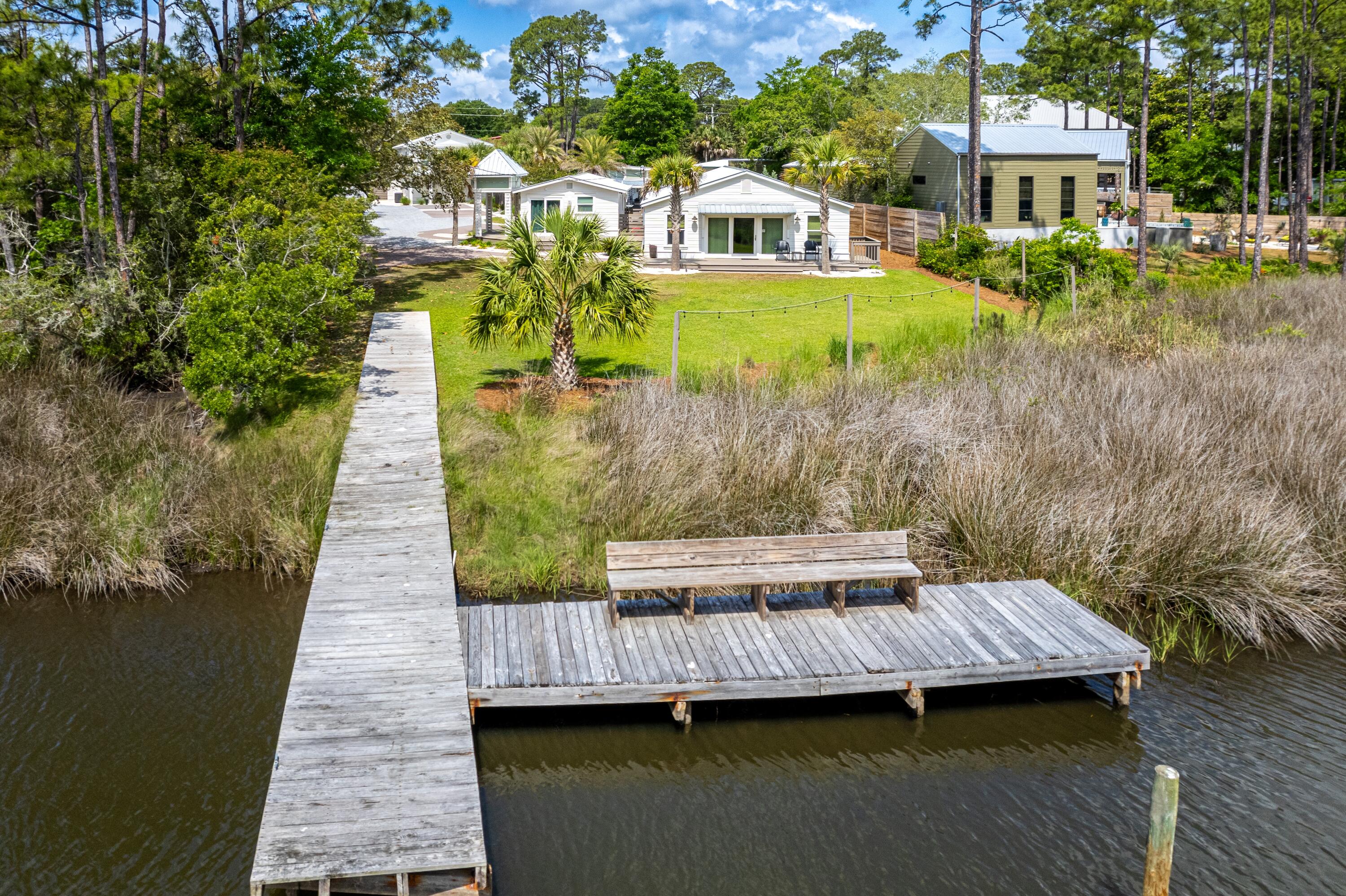 MACK BAYOU ESTATES - Residential