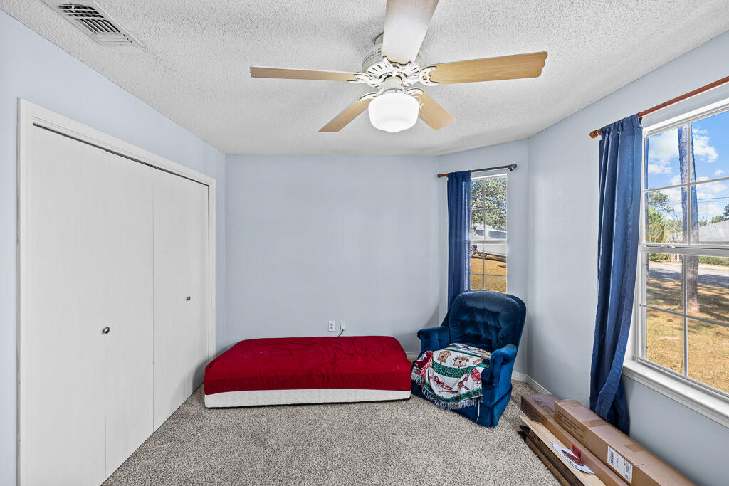 NORTHVIEW ESTATES 3RD ADDN - Residential