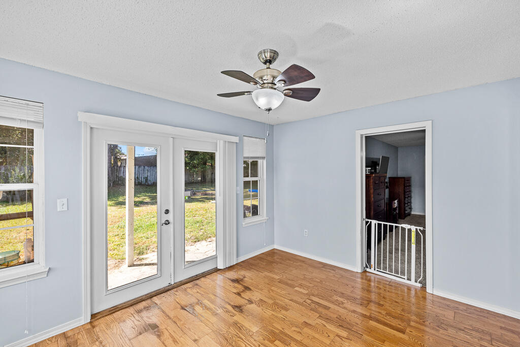 NORTHVIEW ESTATES 3RD ADDN - Residential