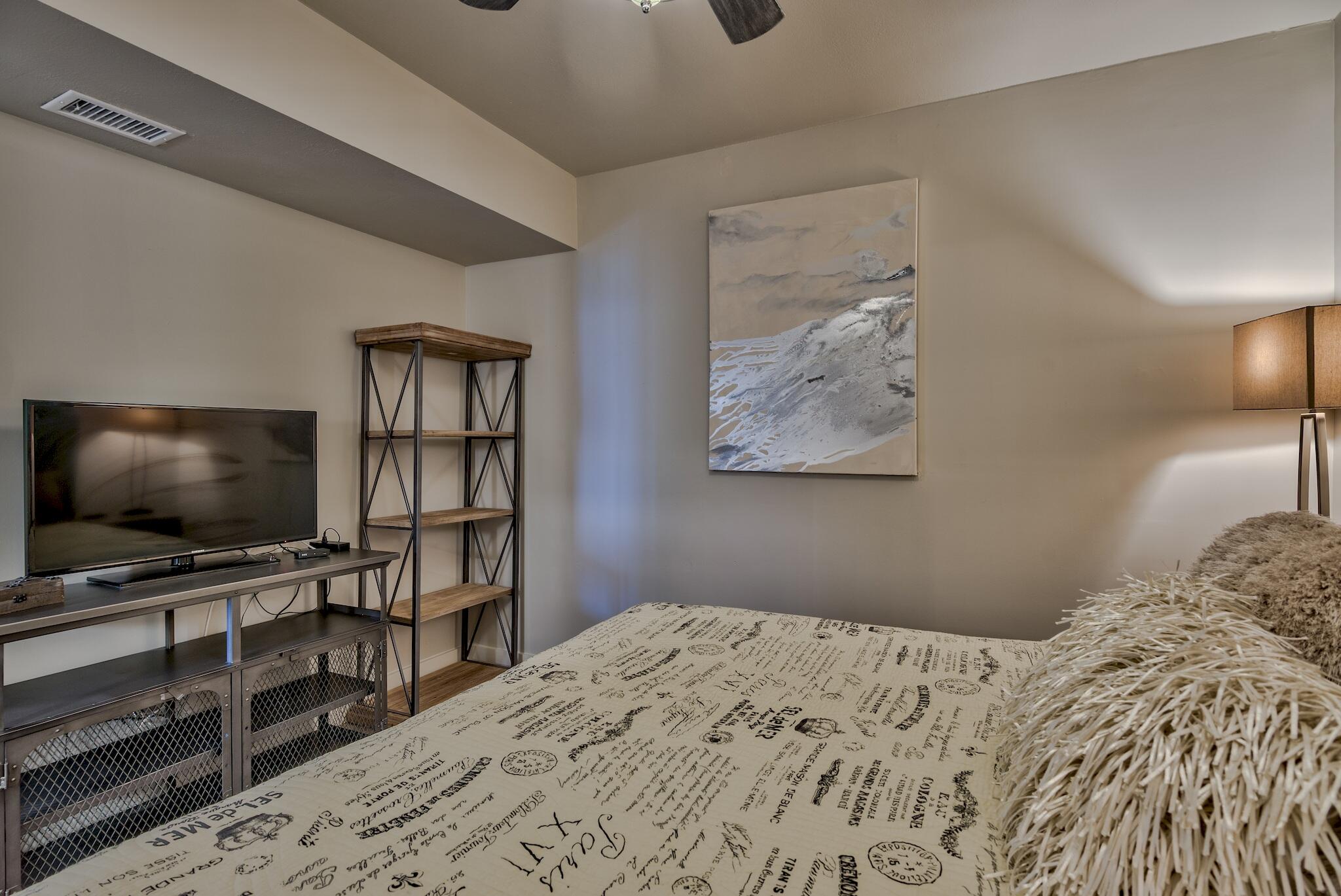 LEEWARD KEY - Residential