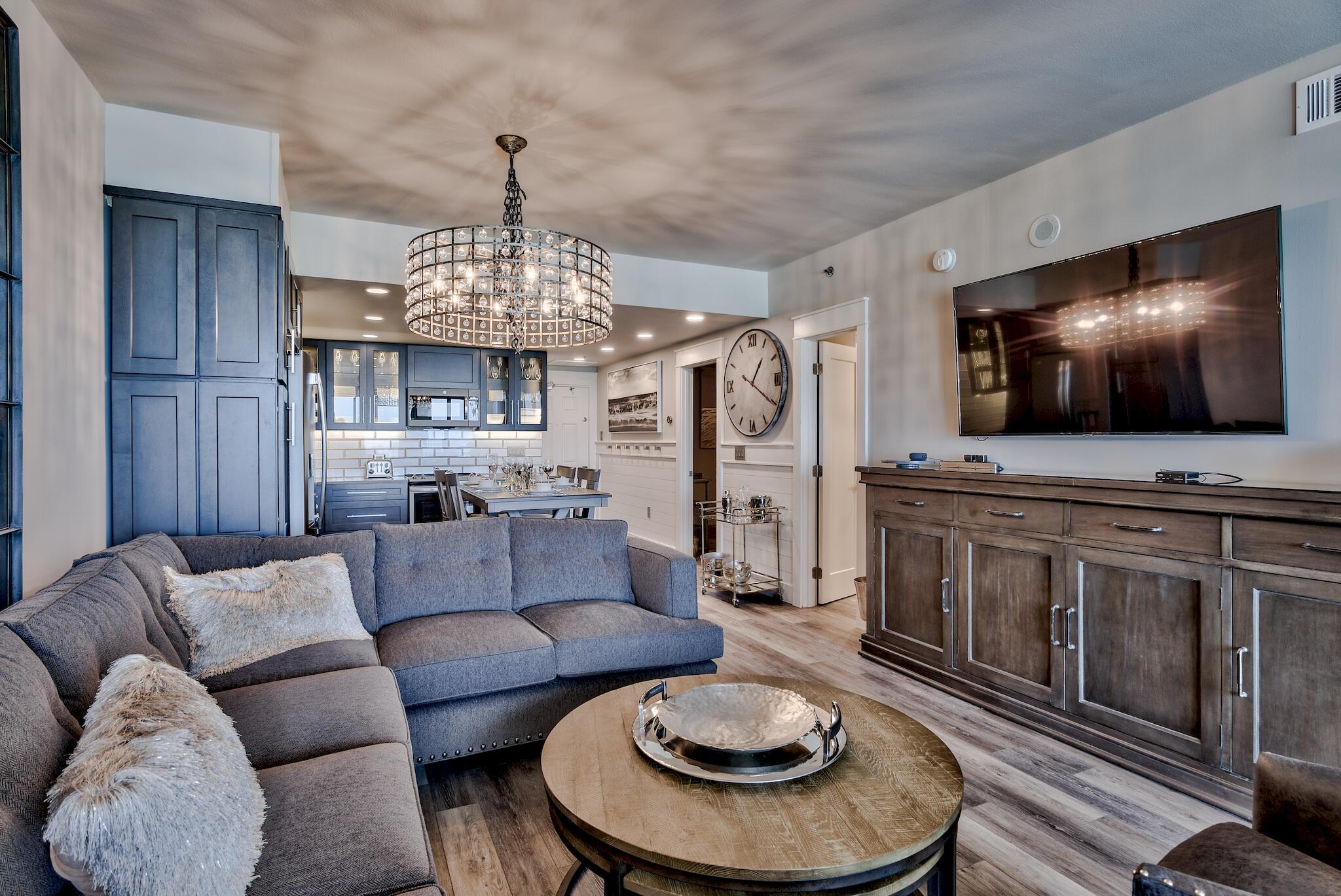 LEEWARD KEY - Residential