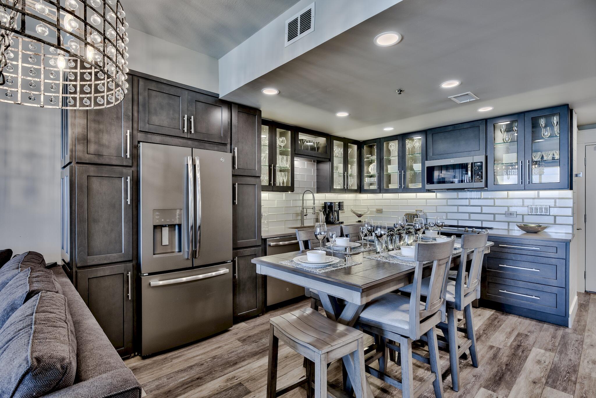 LEEWARD KEY - Residential