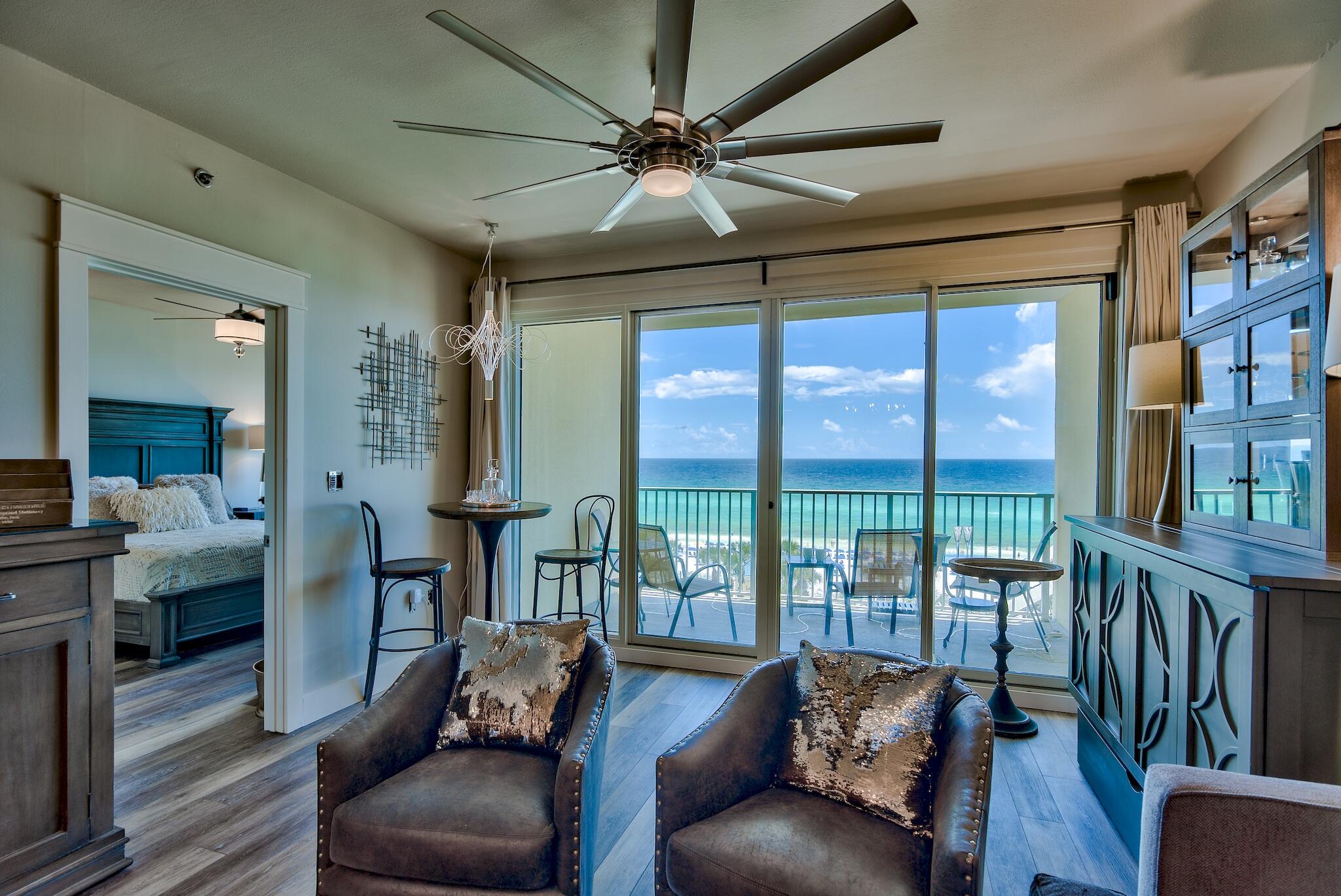 LEEWARD KEY - Residential