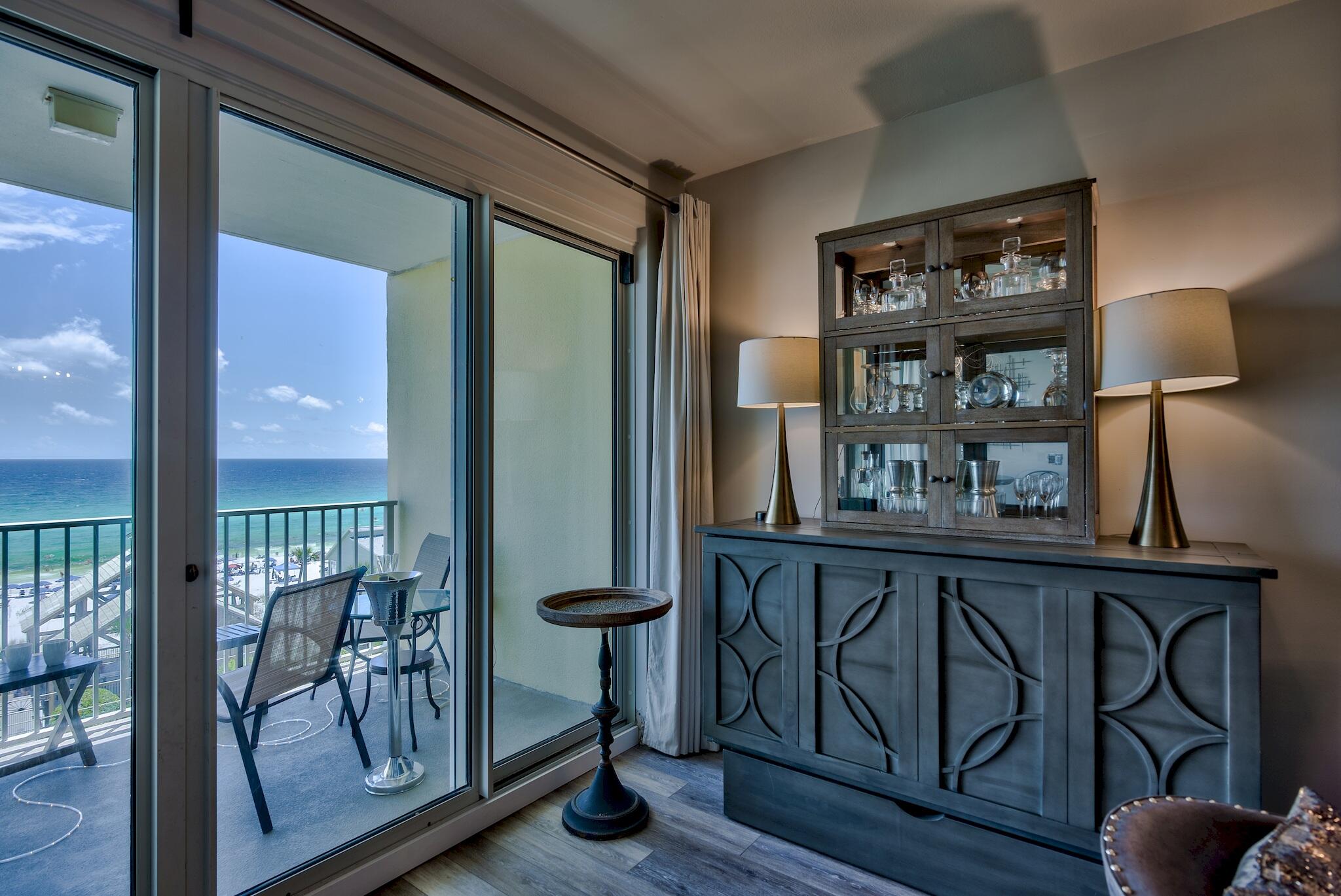 LEEWARD KEY - Residential