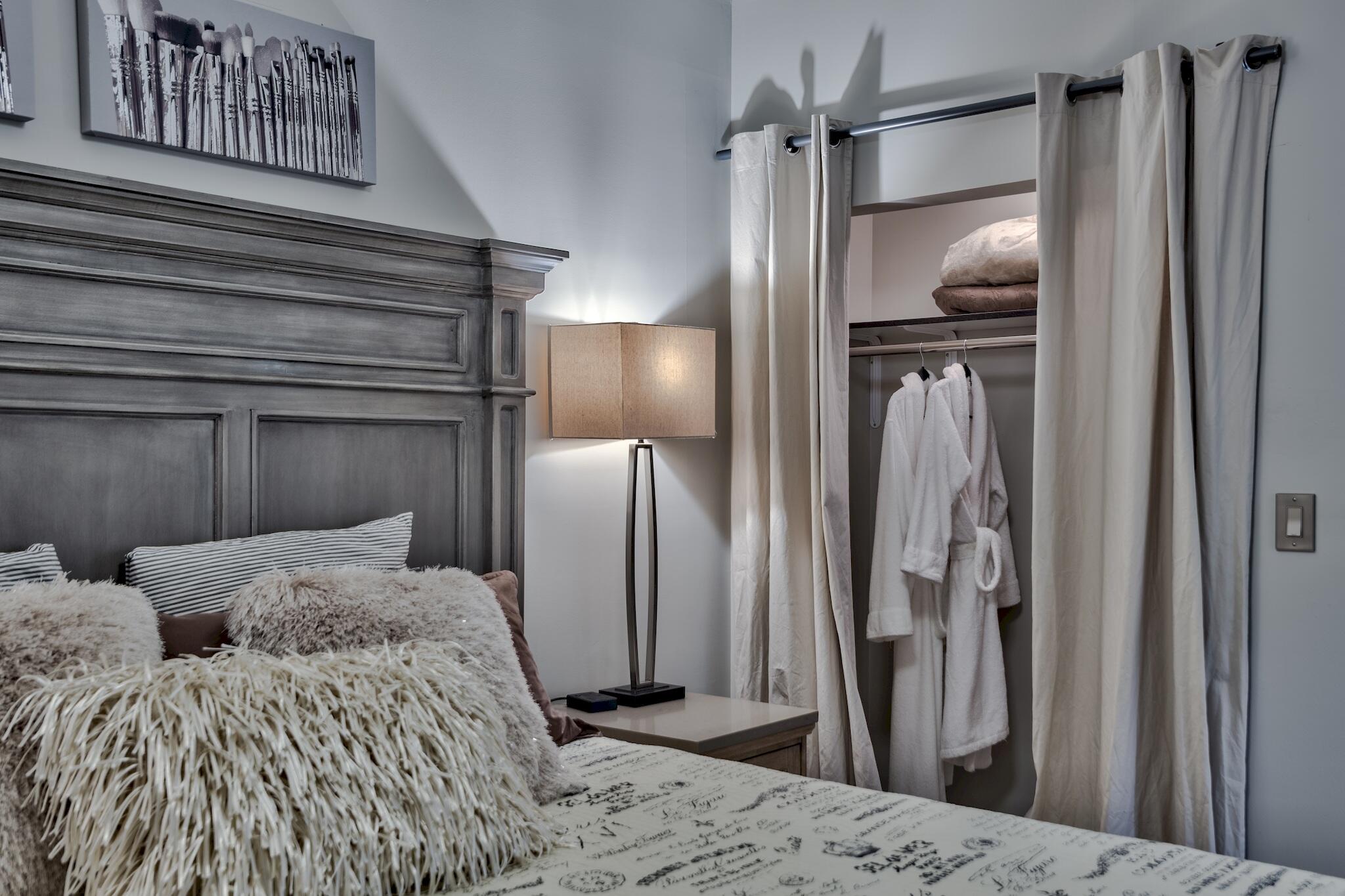 LEEWARD KEY - Residential