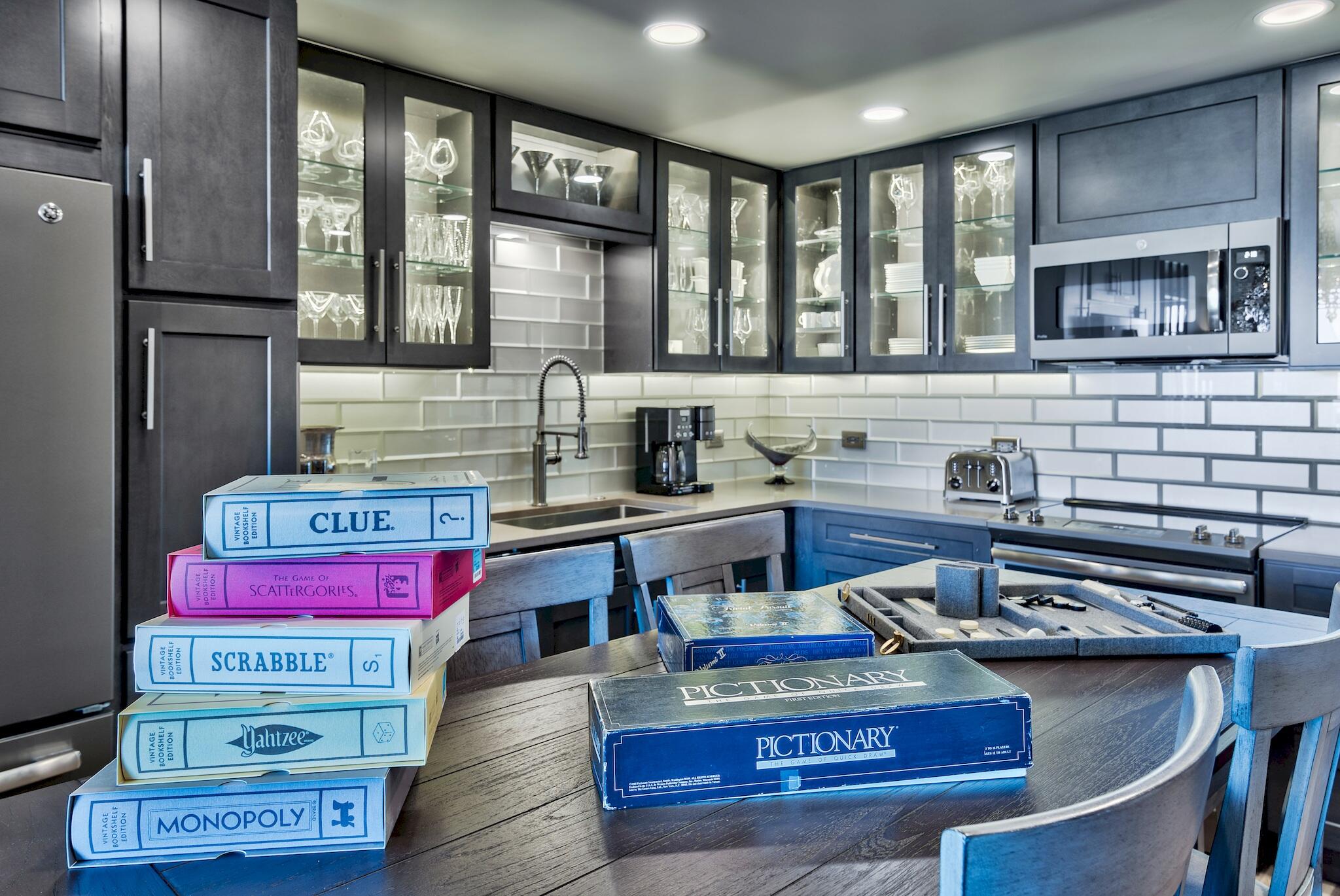 LEEWARD KEY - Residential