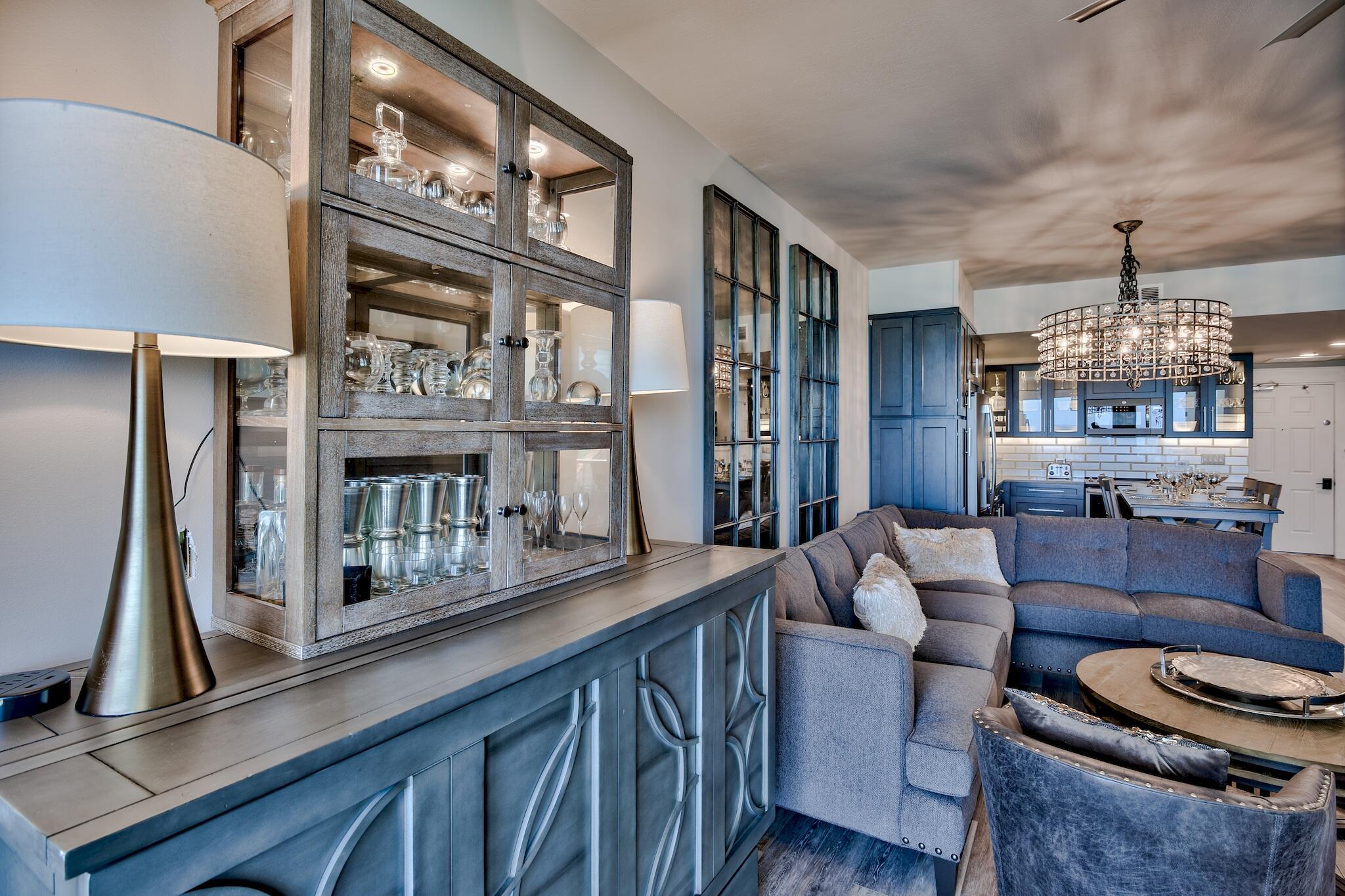 LEEWARD KEY - Residential