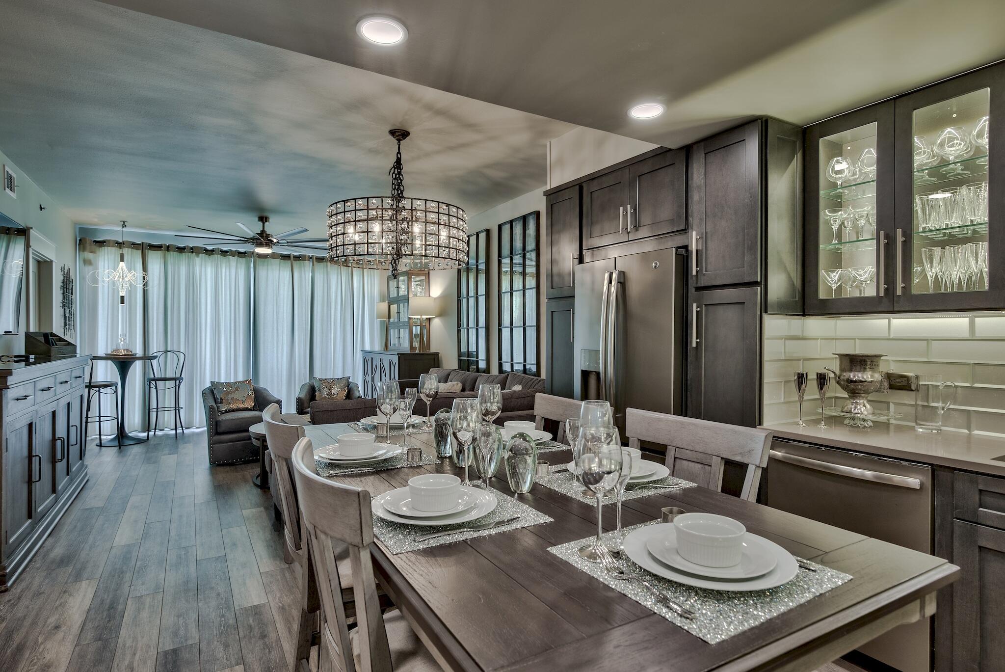 LEEWARD KEY - Residential