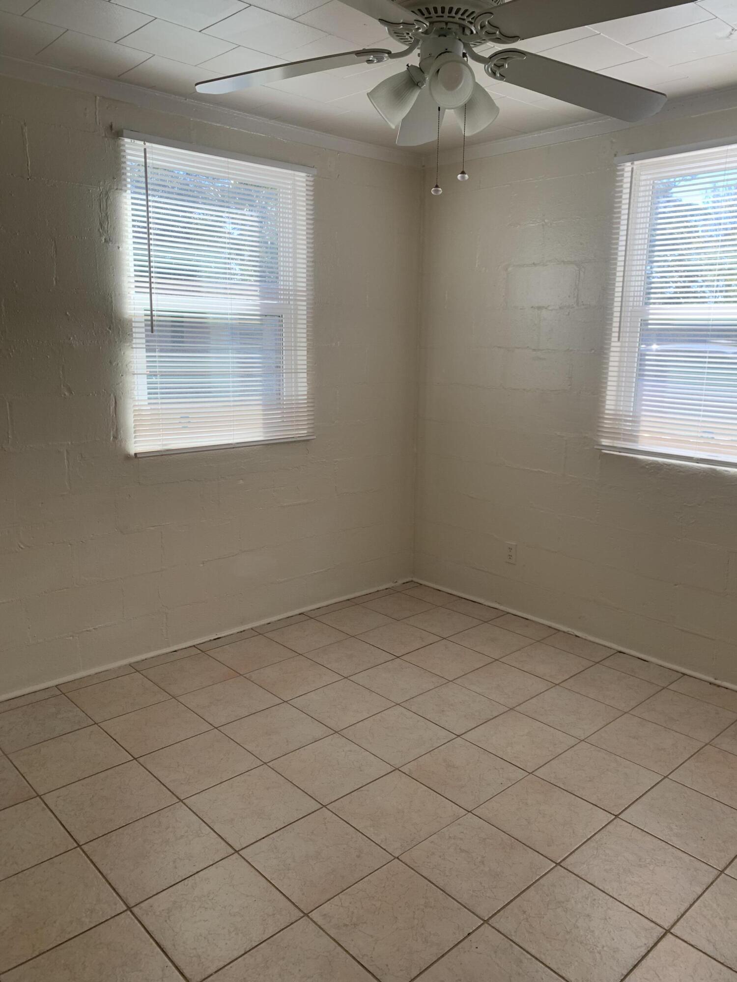 PINEVIEW - Residential Lease