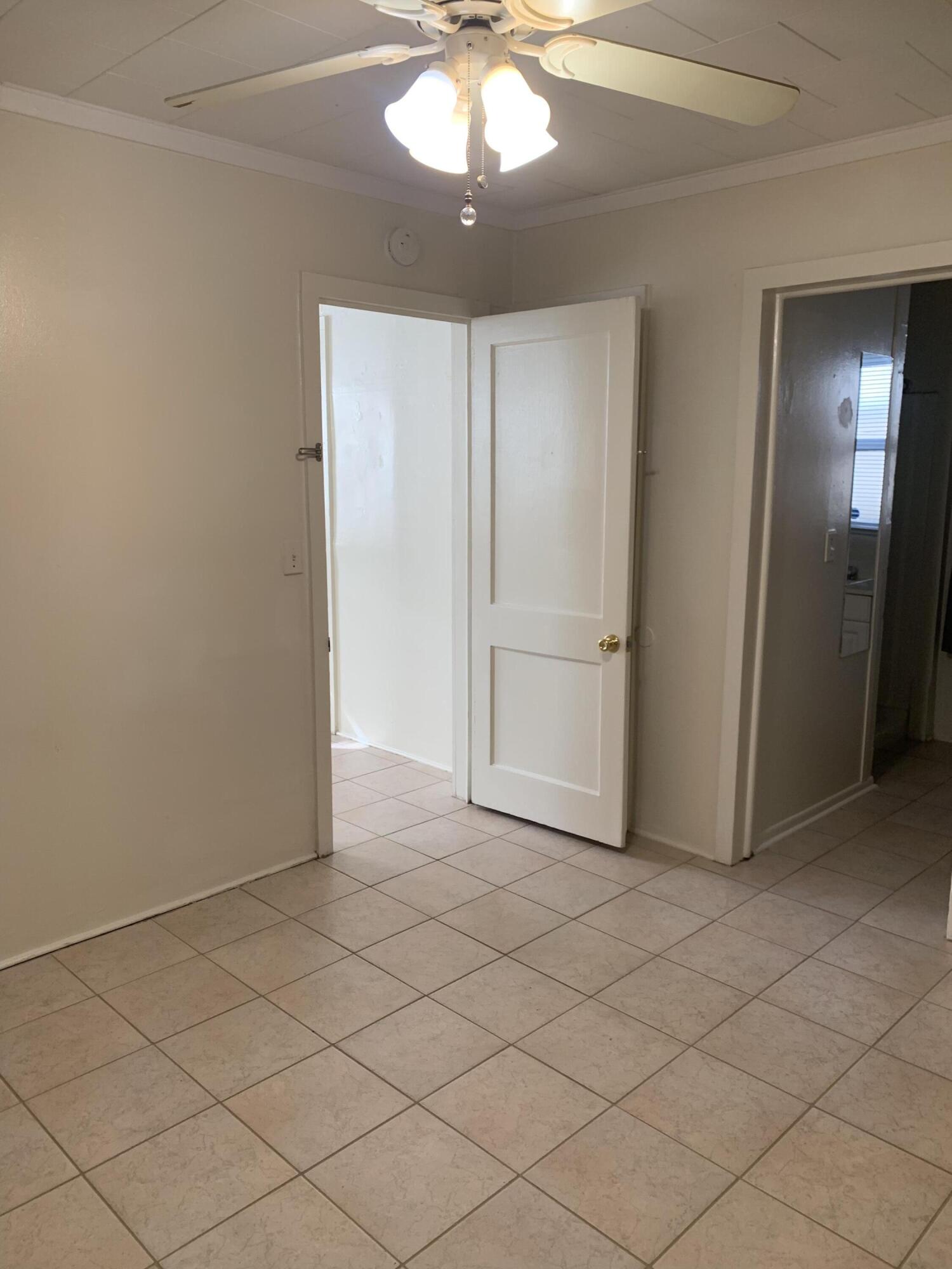 PINEVIEW - Residential Lease