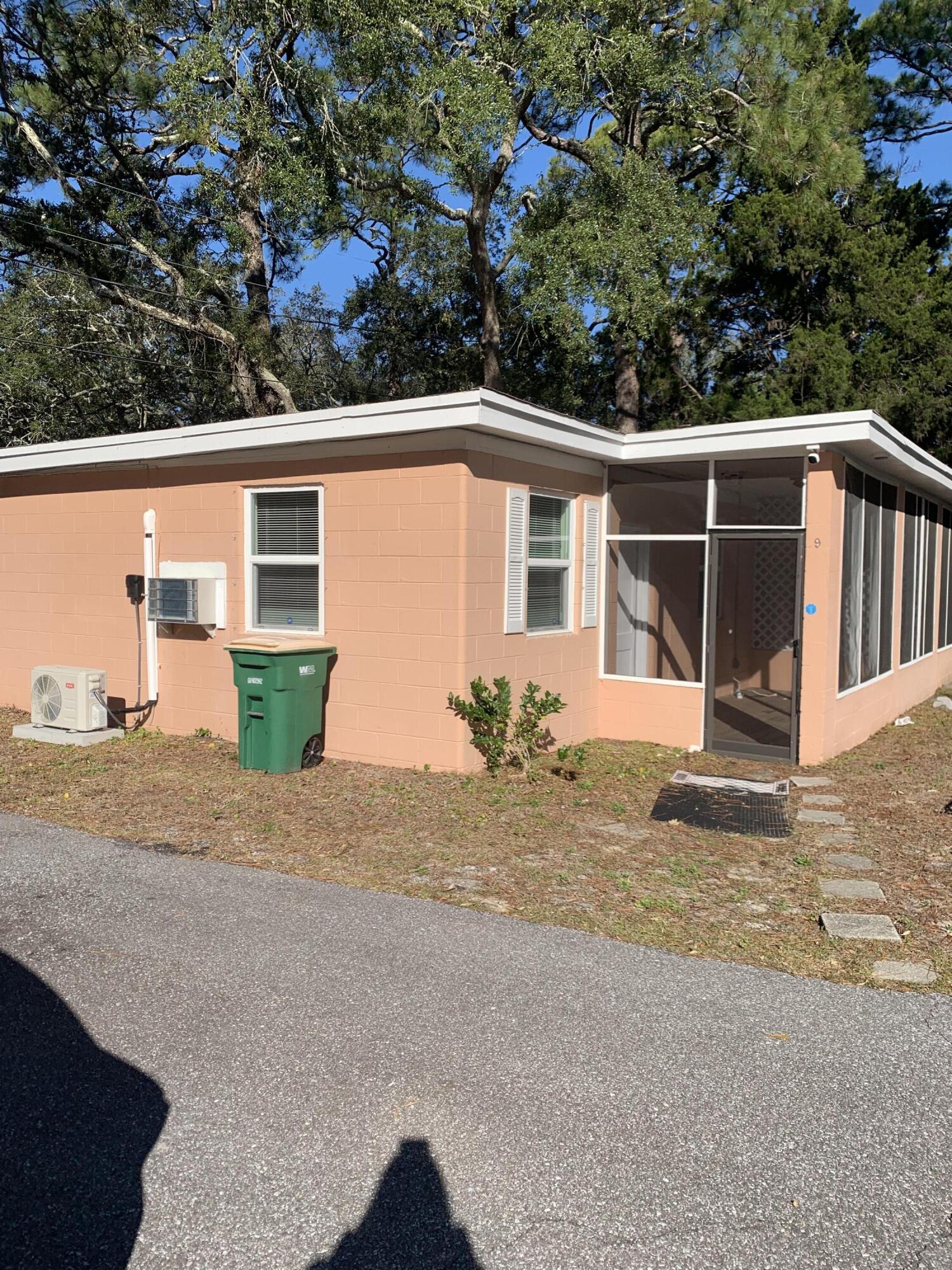 PINEVIEW - Residential Lease