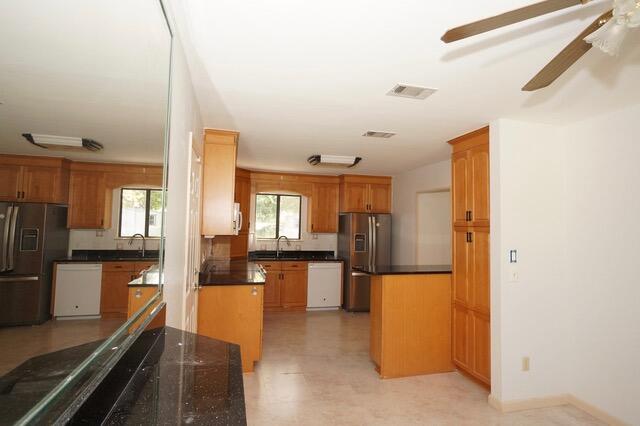 TIMBERLAKE ESTATES - Residential