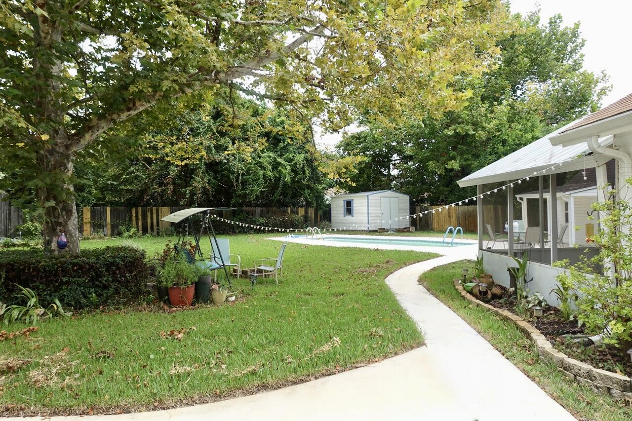 TIMBERLAKE ESTATES - Residential