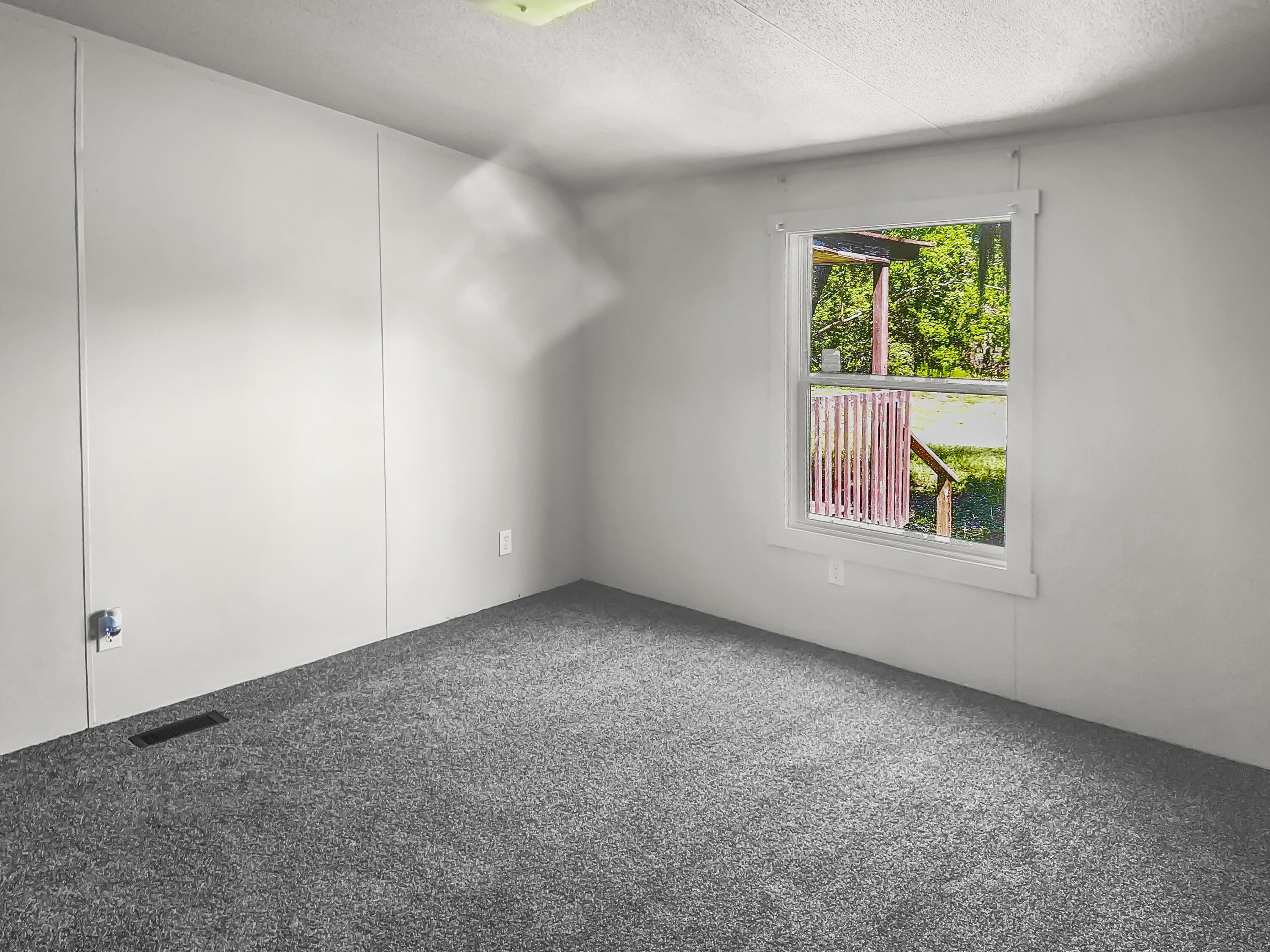 LAKESHORE HEIGHTS - Residential