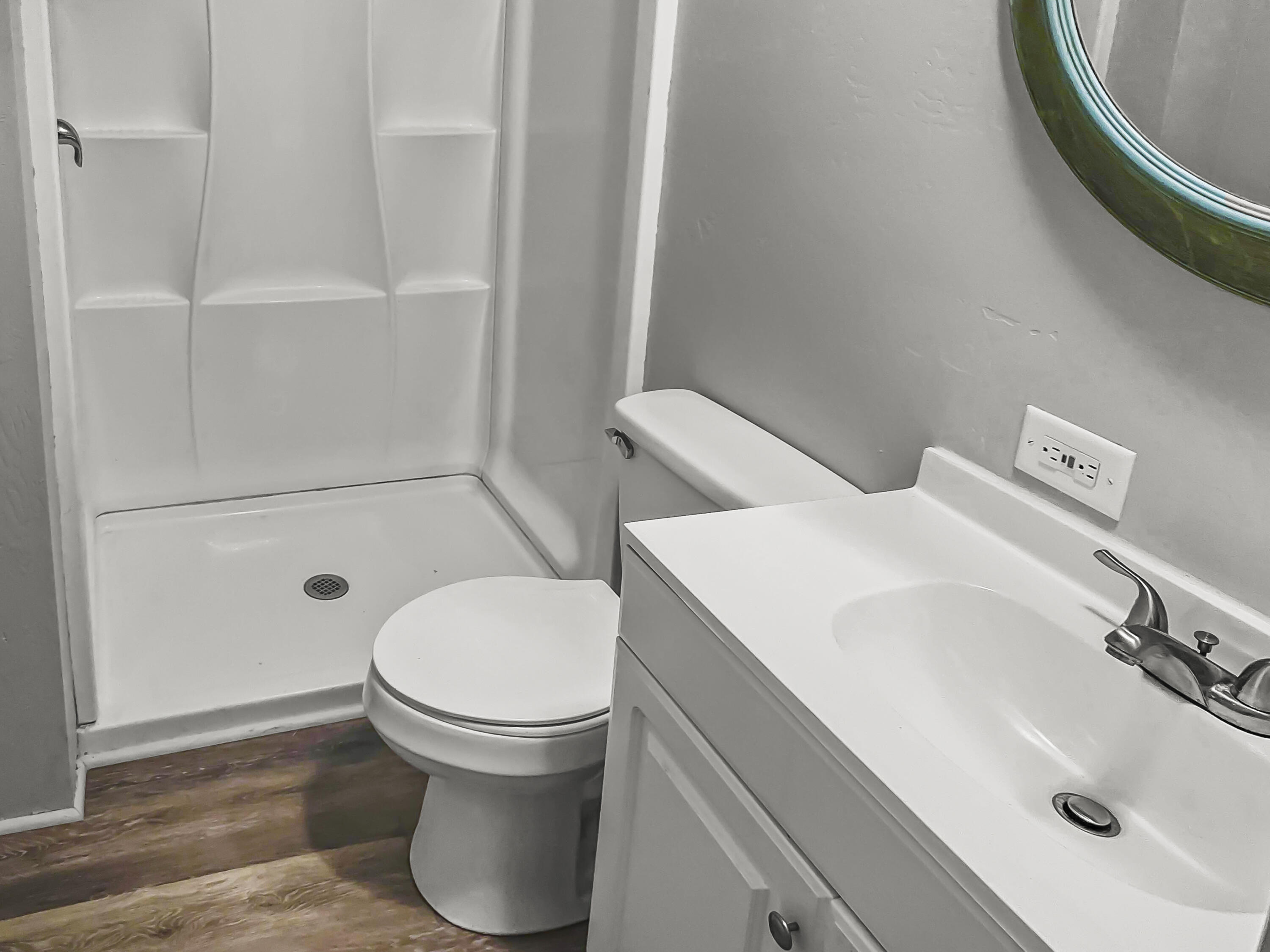 LAKESHORE HEIGHTS - Residential