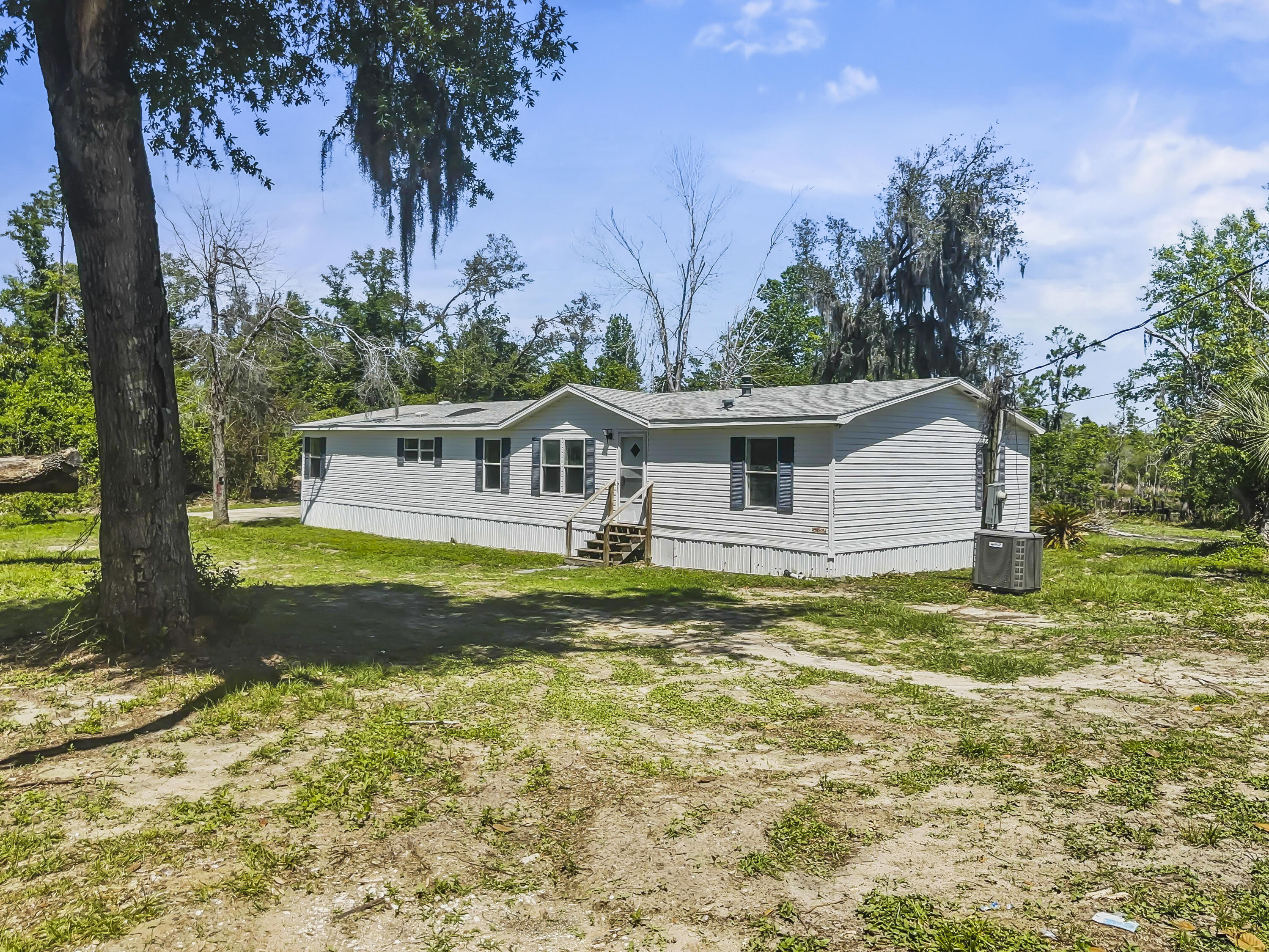 LAKESHORE HEIGHTS - Residential