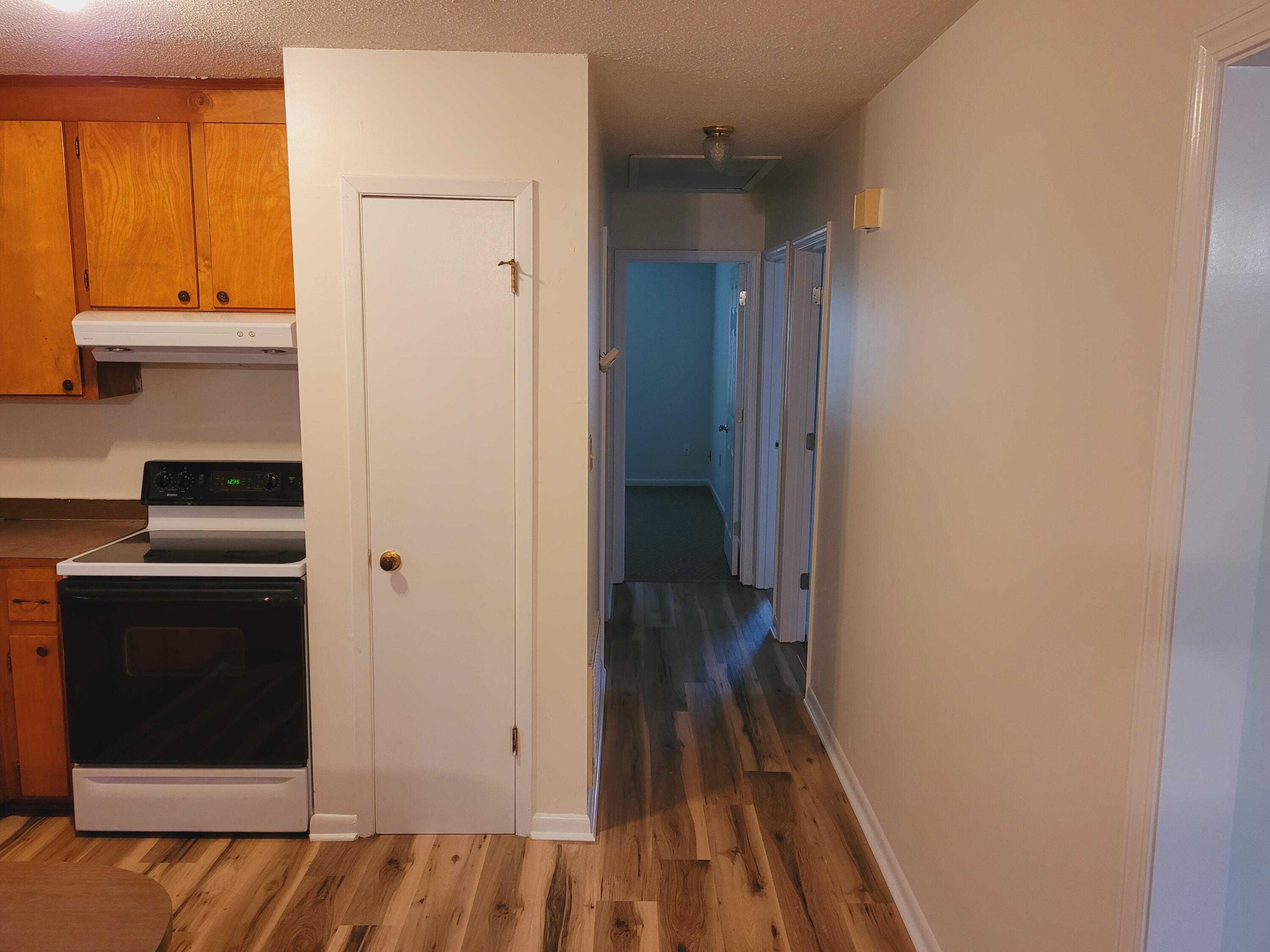 ADAMS POWELL EAST - Residential